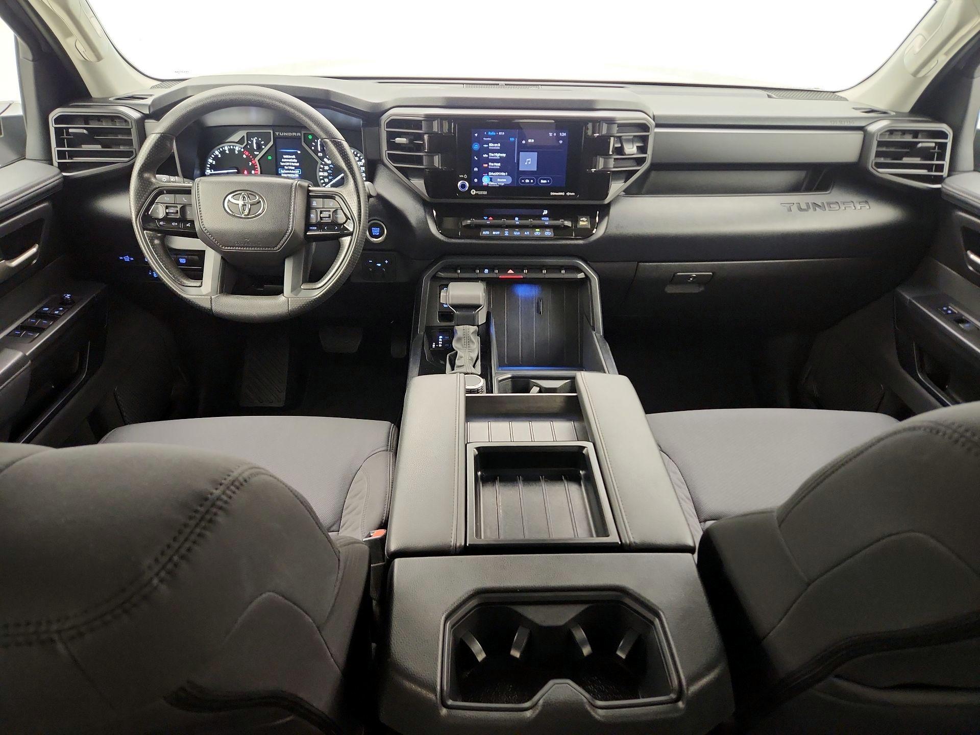 Thumbnail: 2024 Toyota Tundra - 9