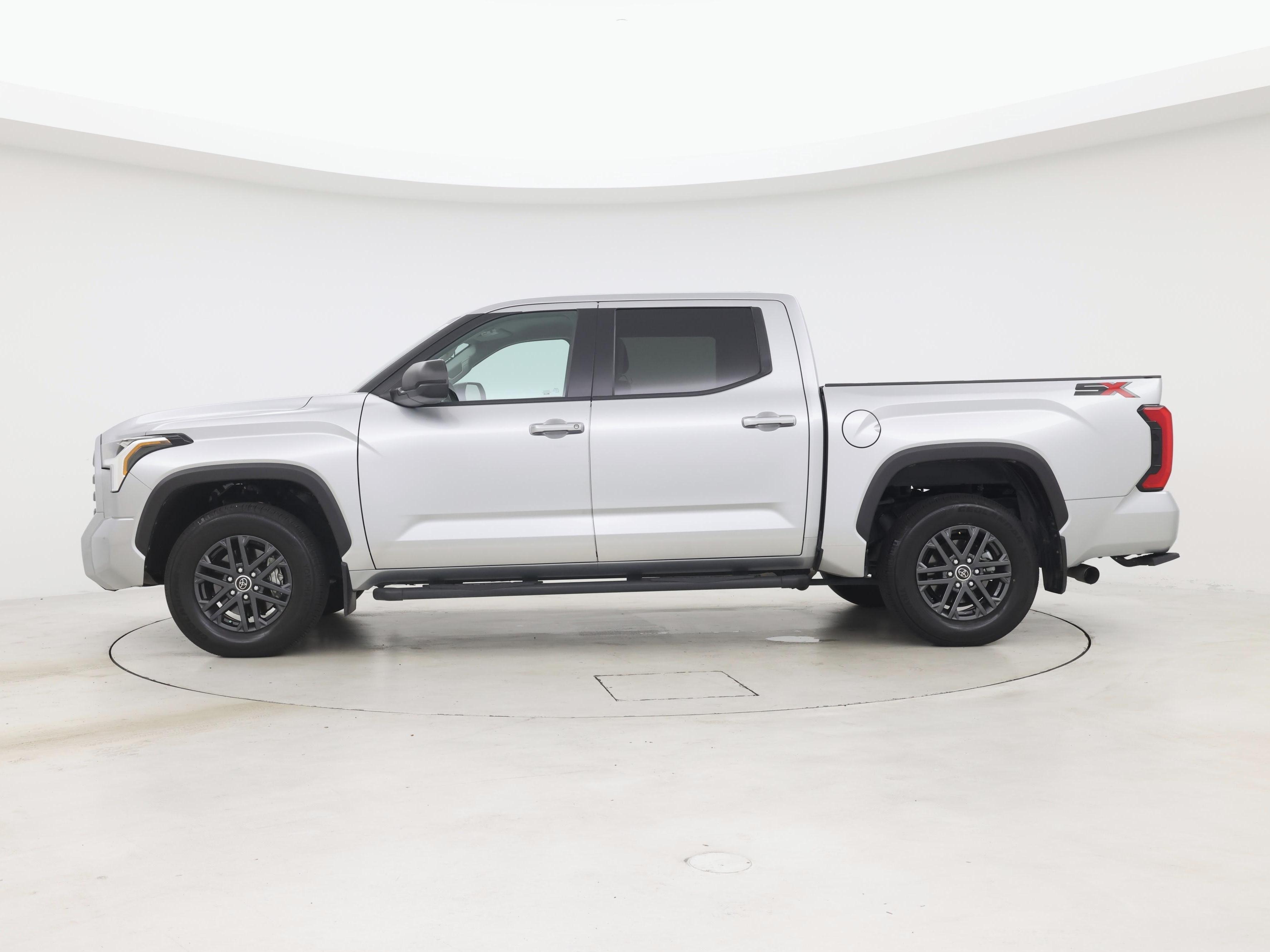 Thumbnail: 2024 Toyota Tundra - 3