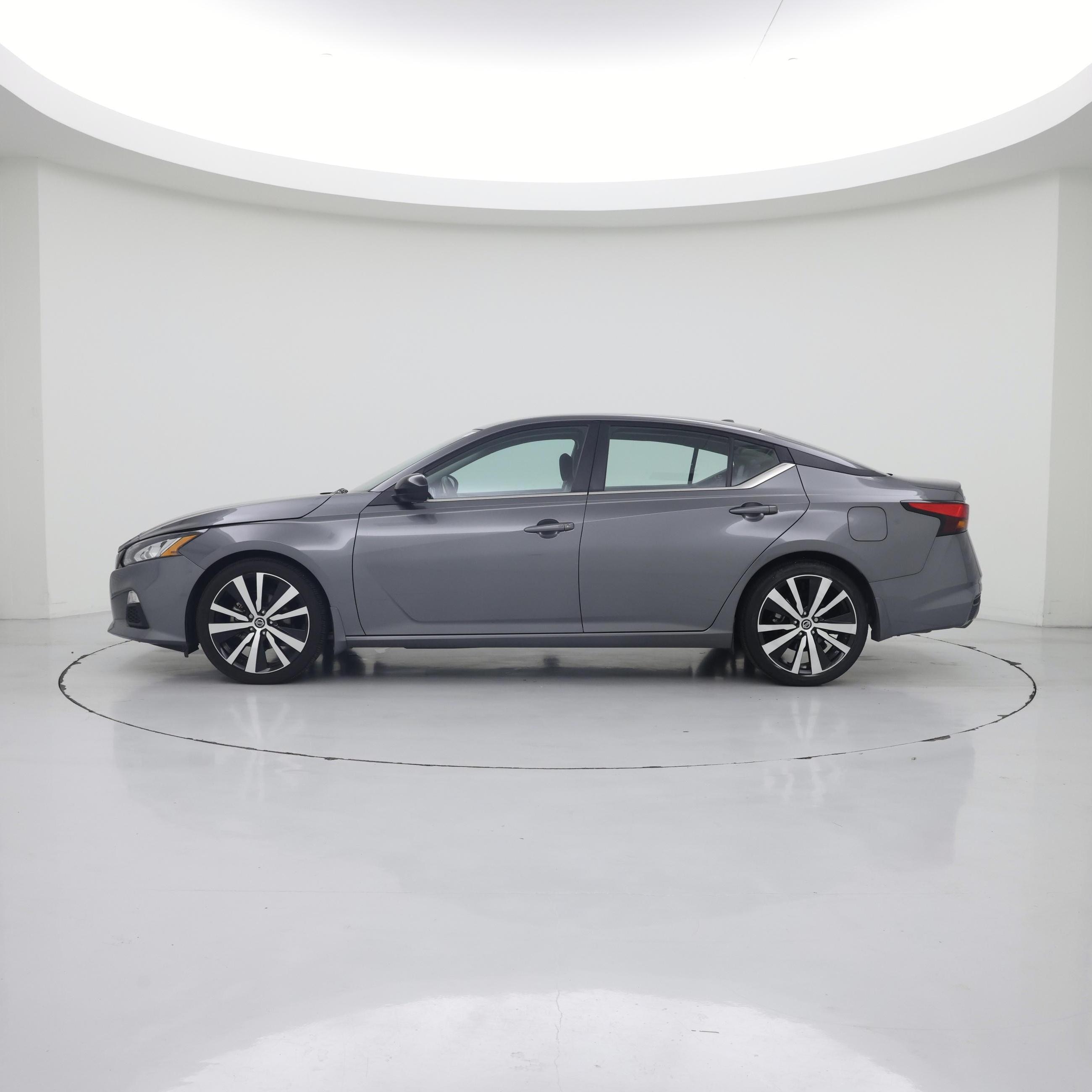 Thumbnail: 2021 Nissan Altima - 3