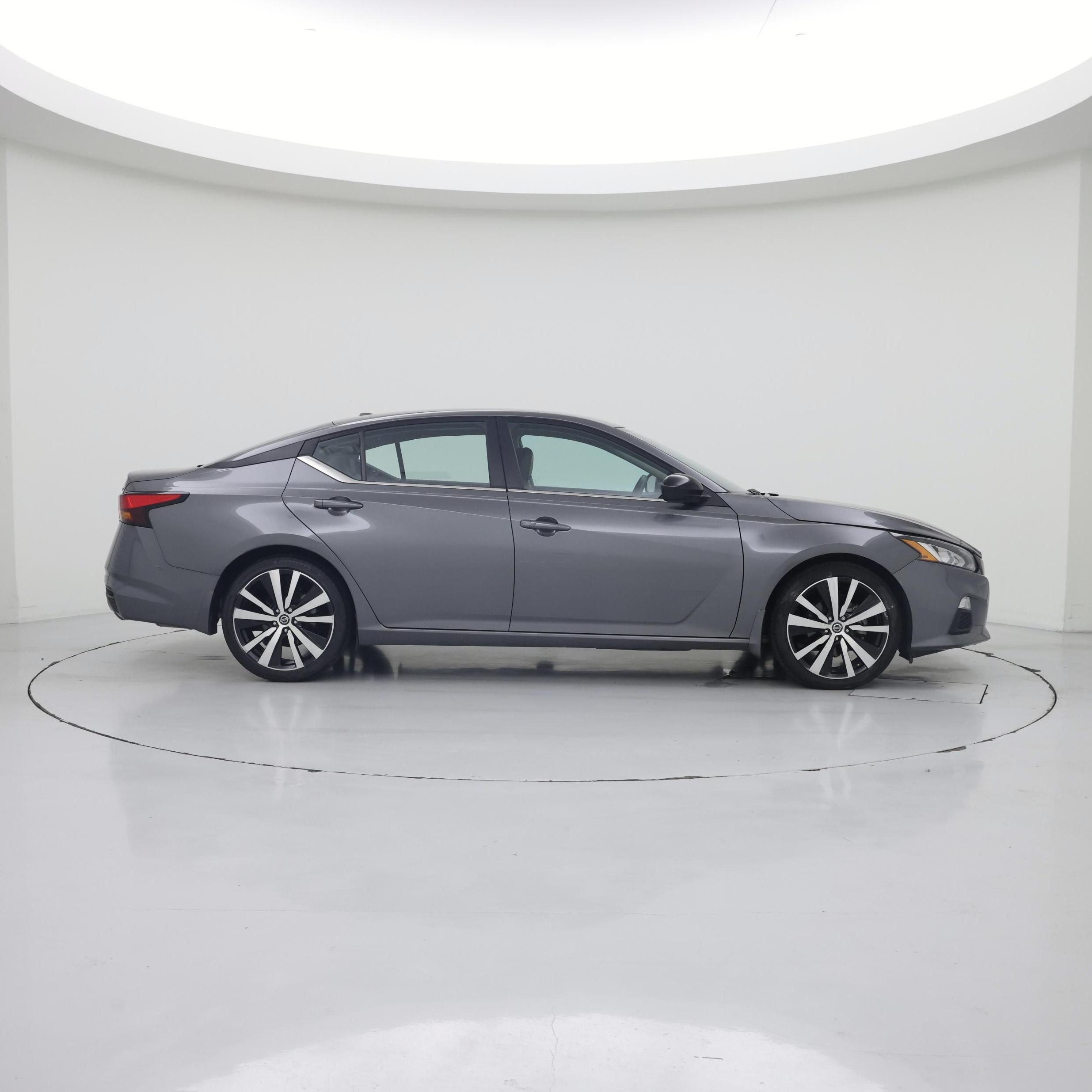 Thumbnail: 2021 Nissan Altima - 7