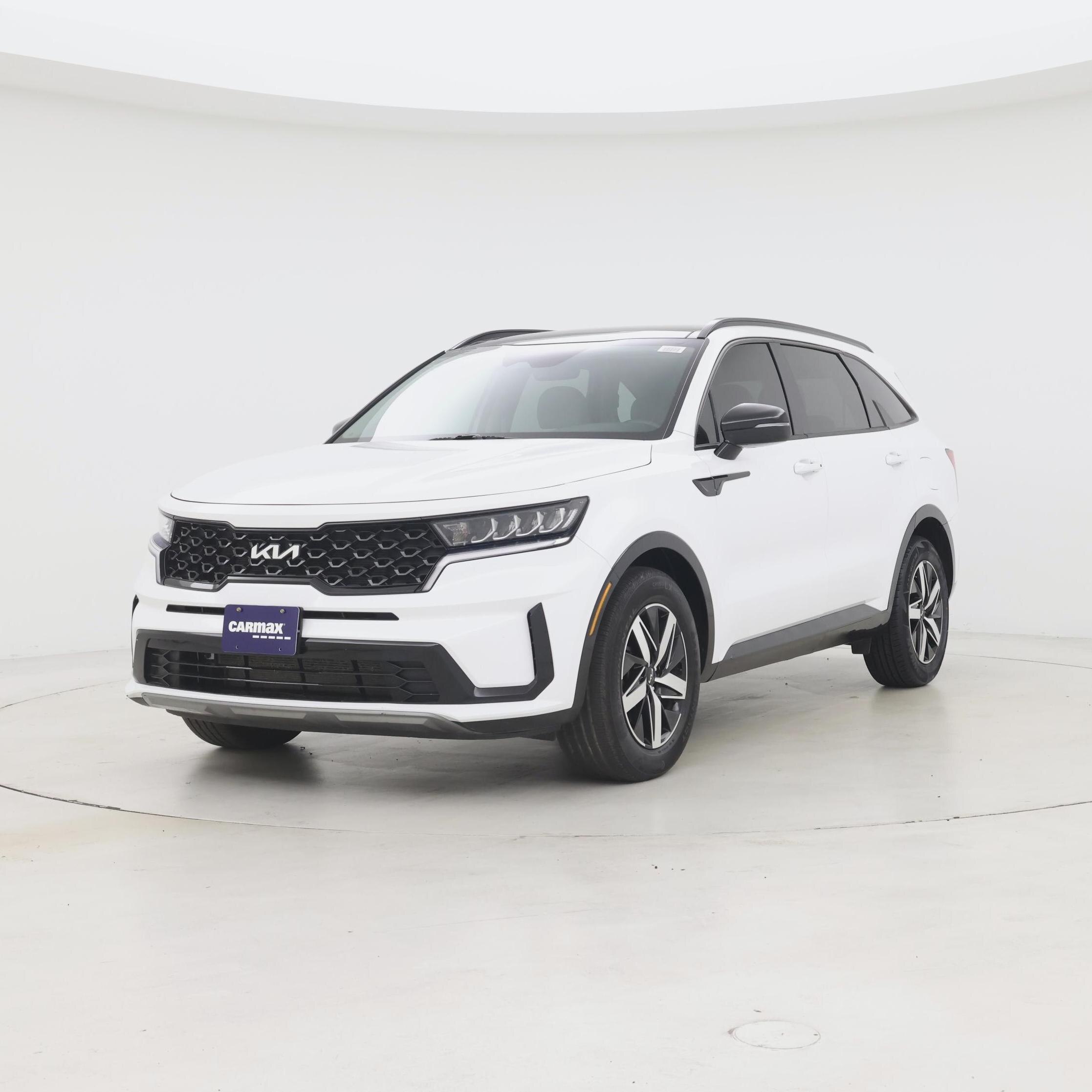 Thumbnail: 2023 Kia Sorento - 4