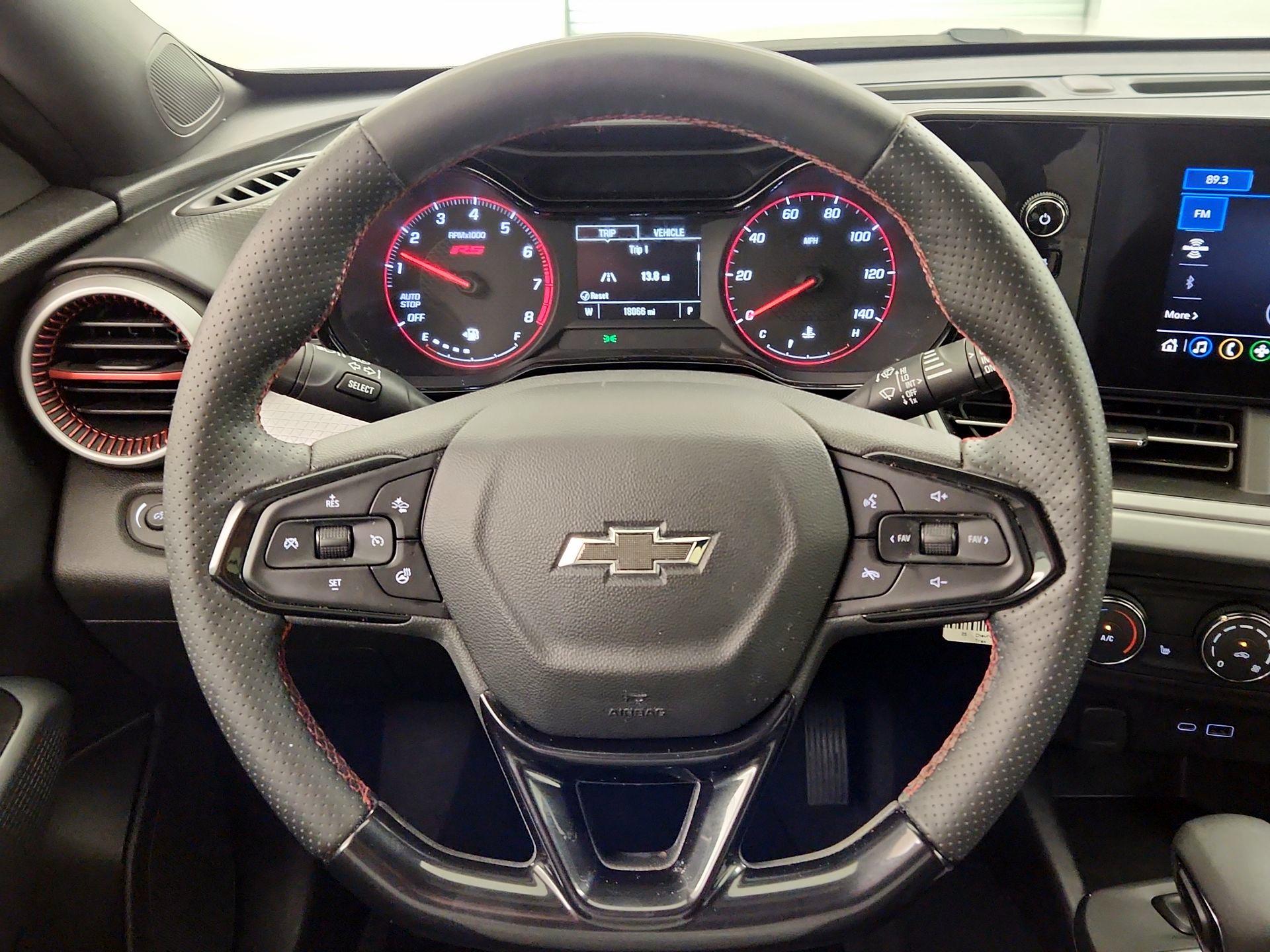 Thumbnail: 2025 Chevrolet Trax - 10