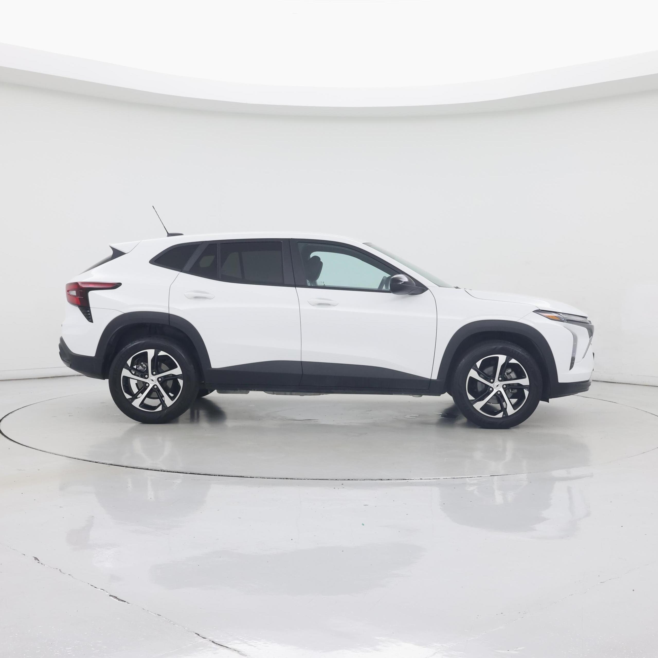 Thumbnail: 2025 Chevrolet Trax - 7