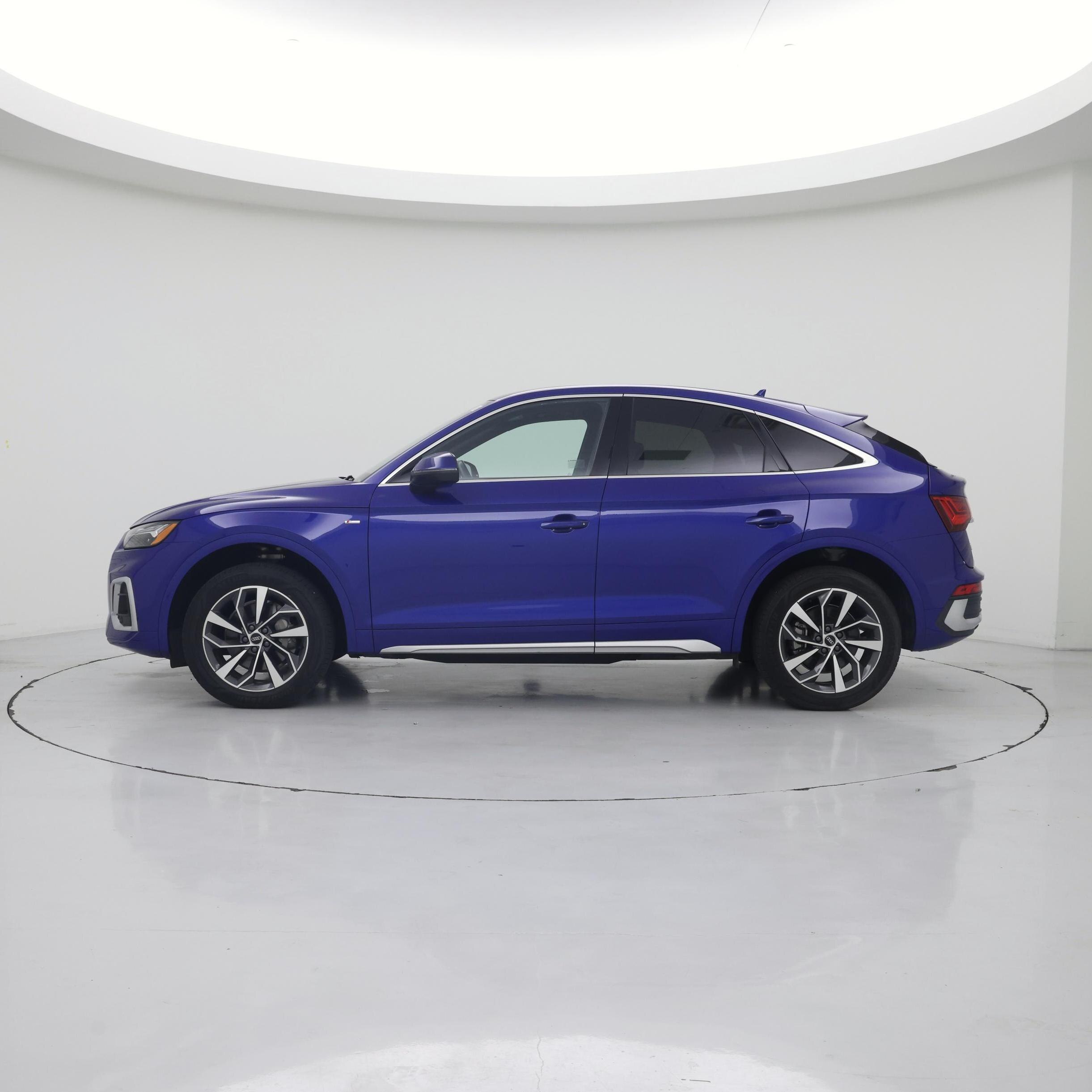 Thumbnail: 2022 Audi Q5 - 3