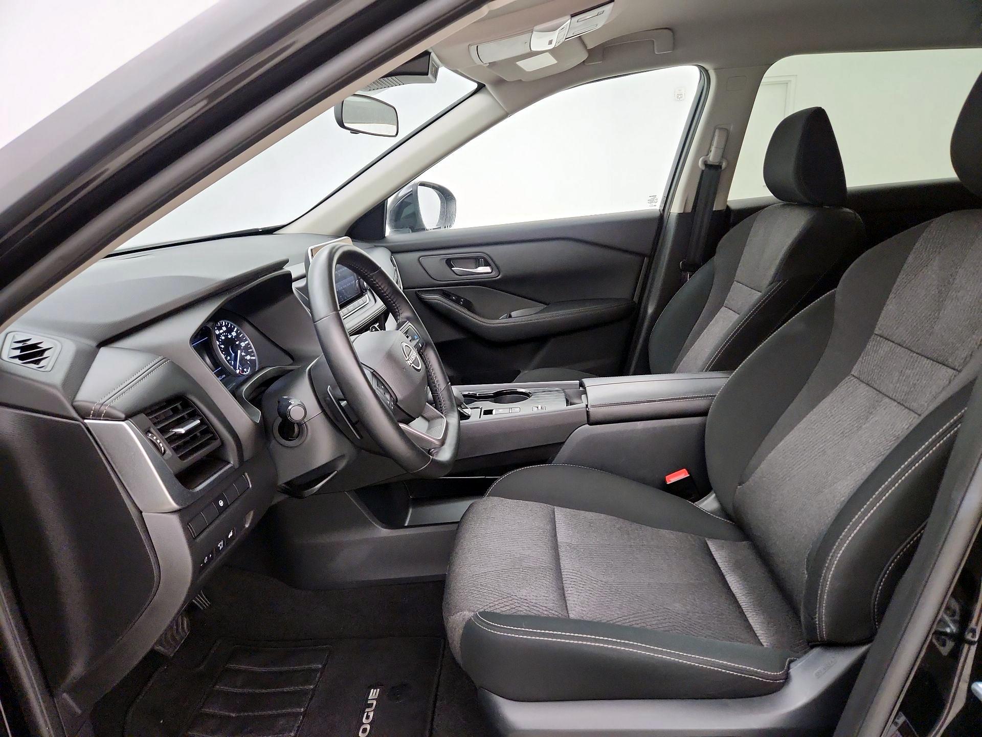 Thumbnail: 2025 Nissan Rogue - 11