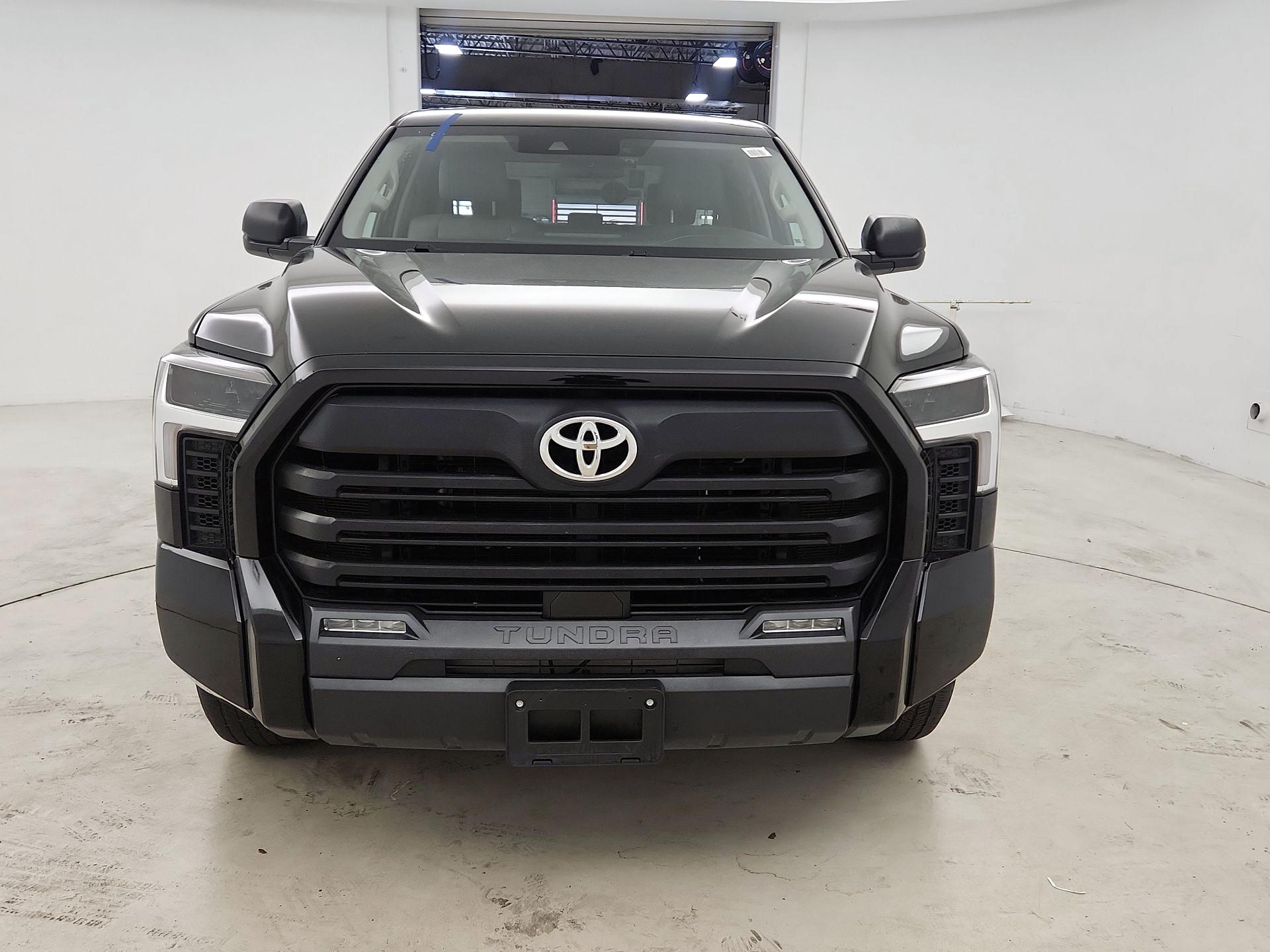 Thumbnail: 2024 Toyota Tundra - 2