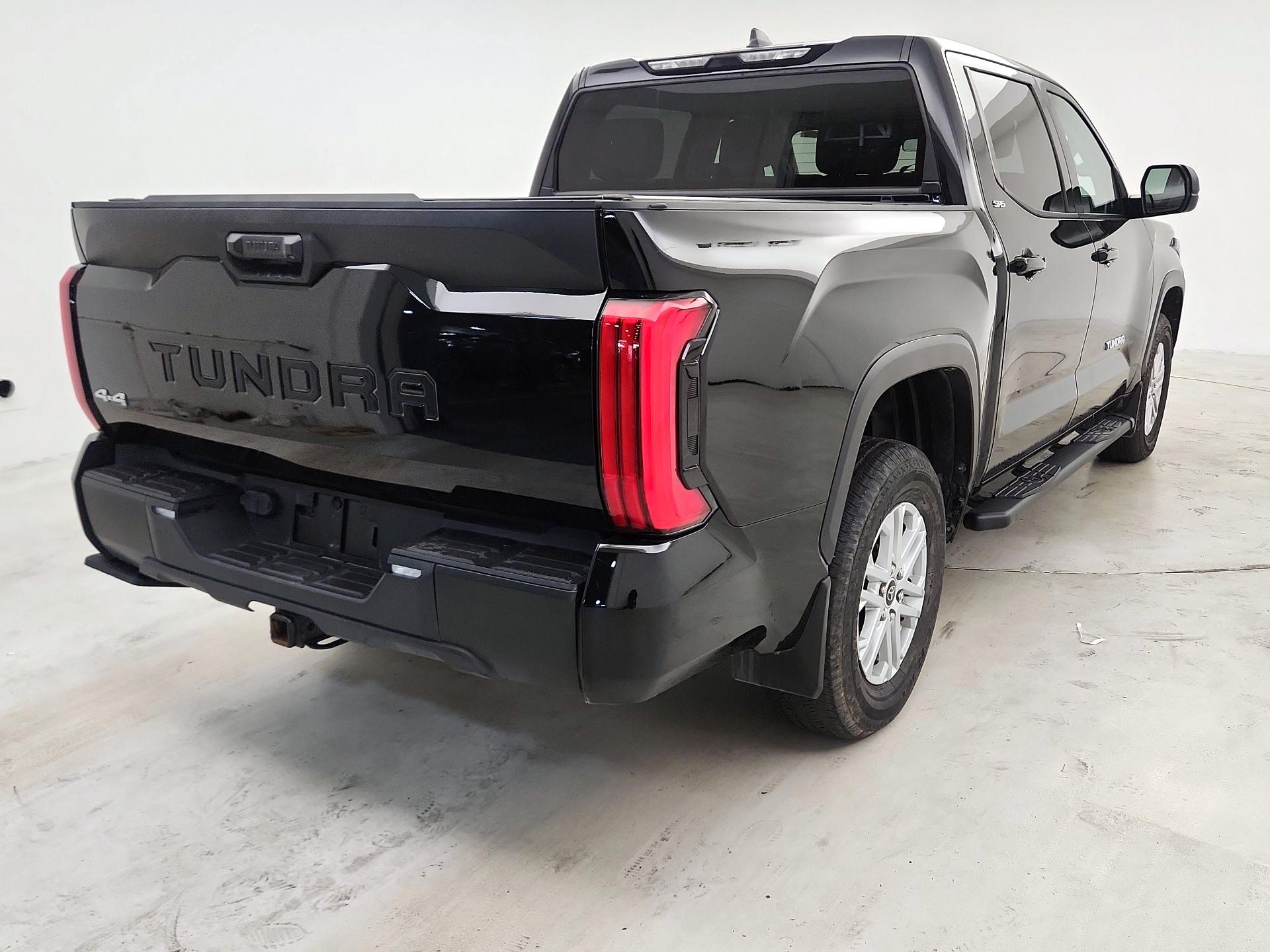 Thumbnail: 2024 Toyota Tundra - 5
