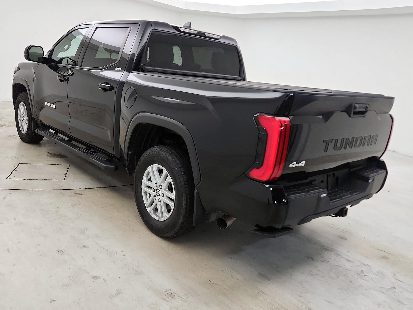 2024 Toyota Tundra SR5 - Photo 7