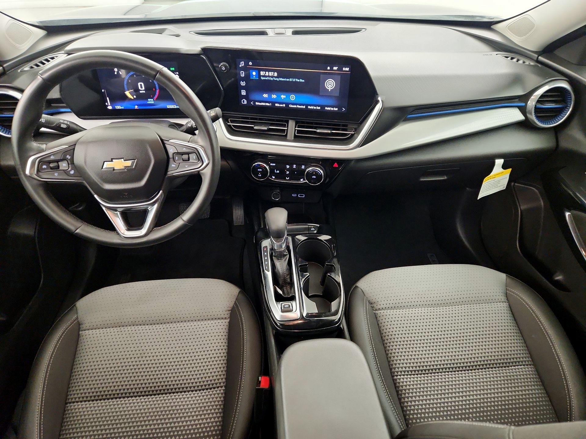 Thumbnail: 2024 Chevrolet Trax - 9