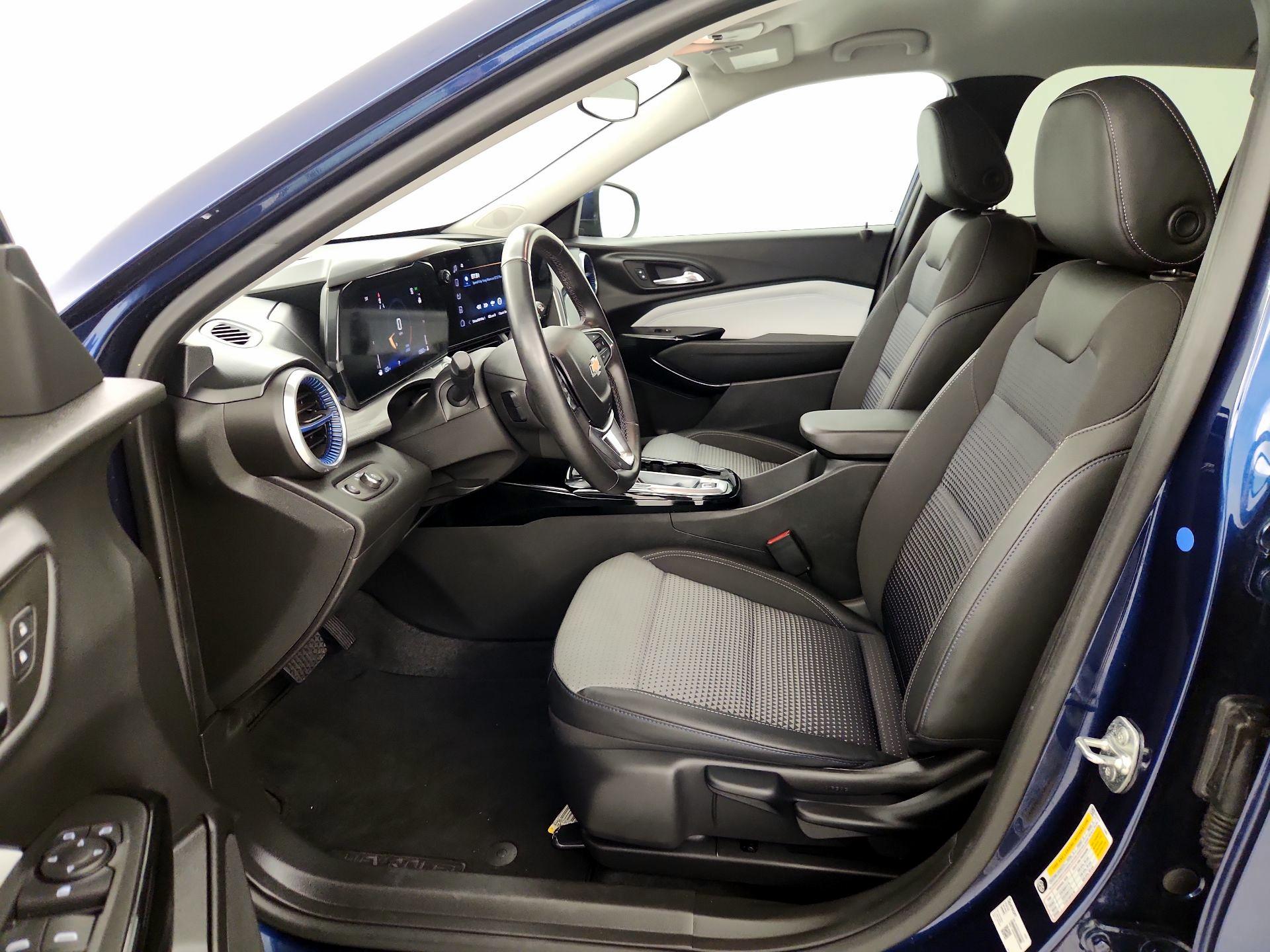 Thumbnail: 2024 Chevrolet Trax - 11