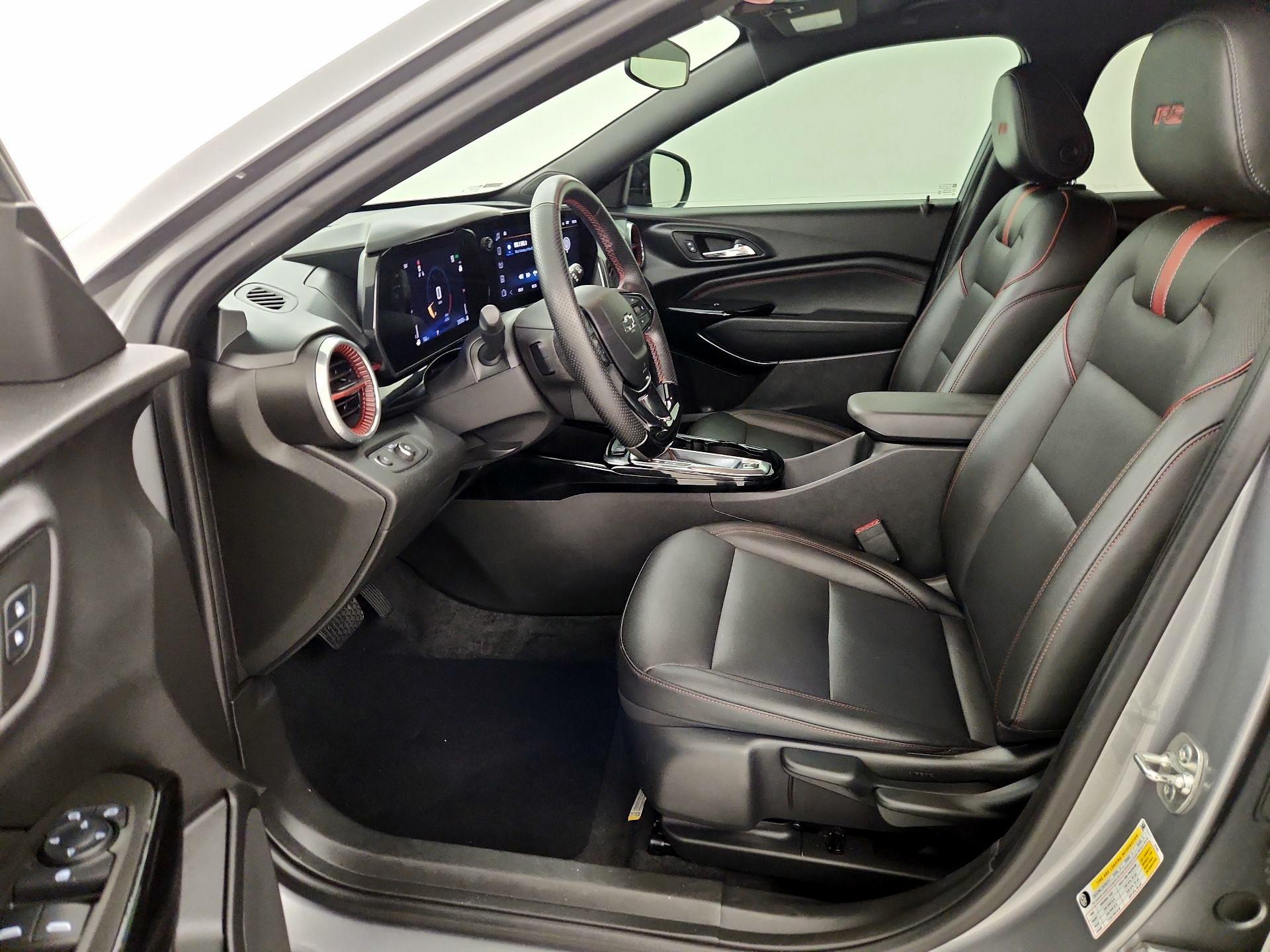 Thumbnail: 2025 Chevrolet Trax - 11
