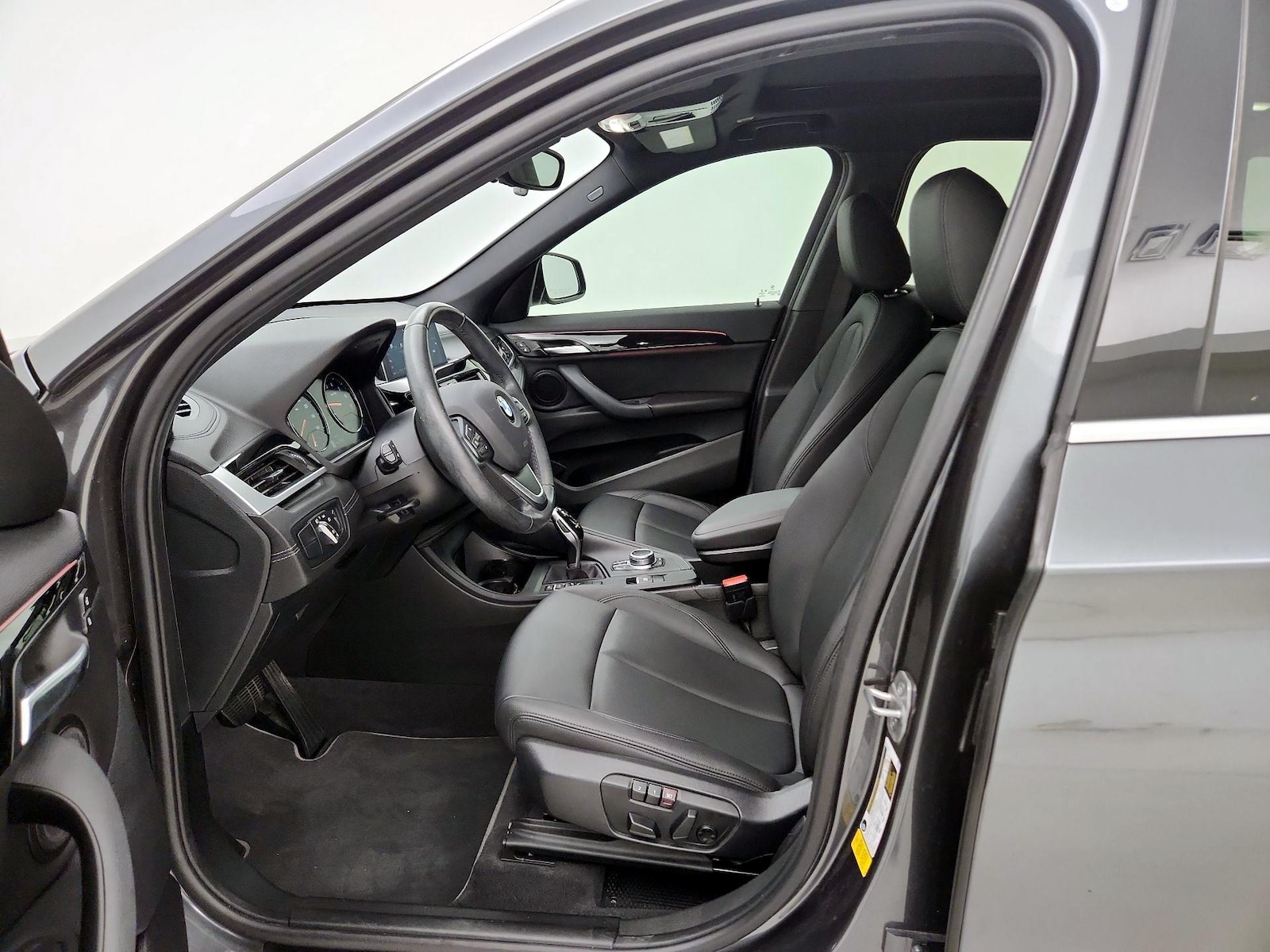 2022 BMW X1 28i - Photo 12