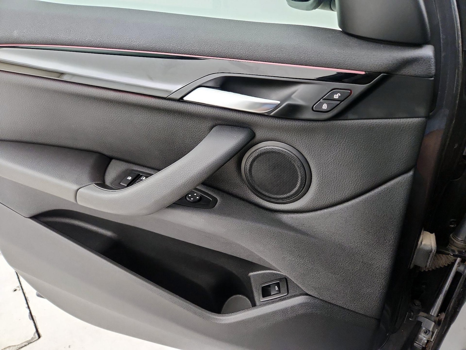 2022 BMW X1 28i - Photo 13