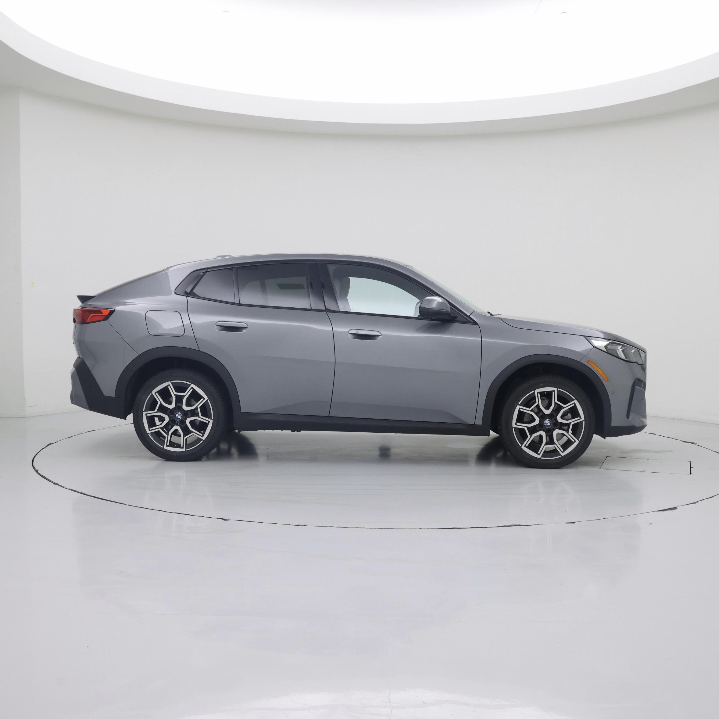 Thumbnail: 2025 BMW X2 - 7