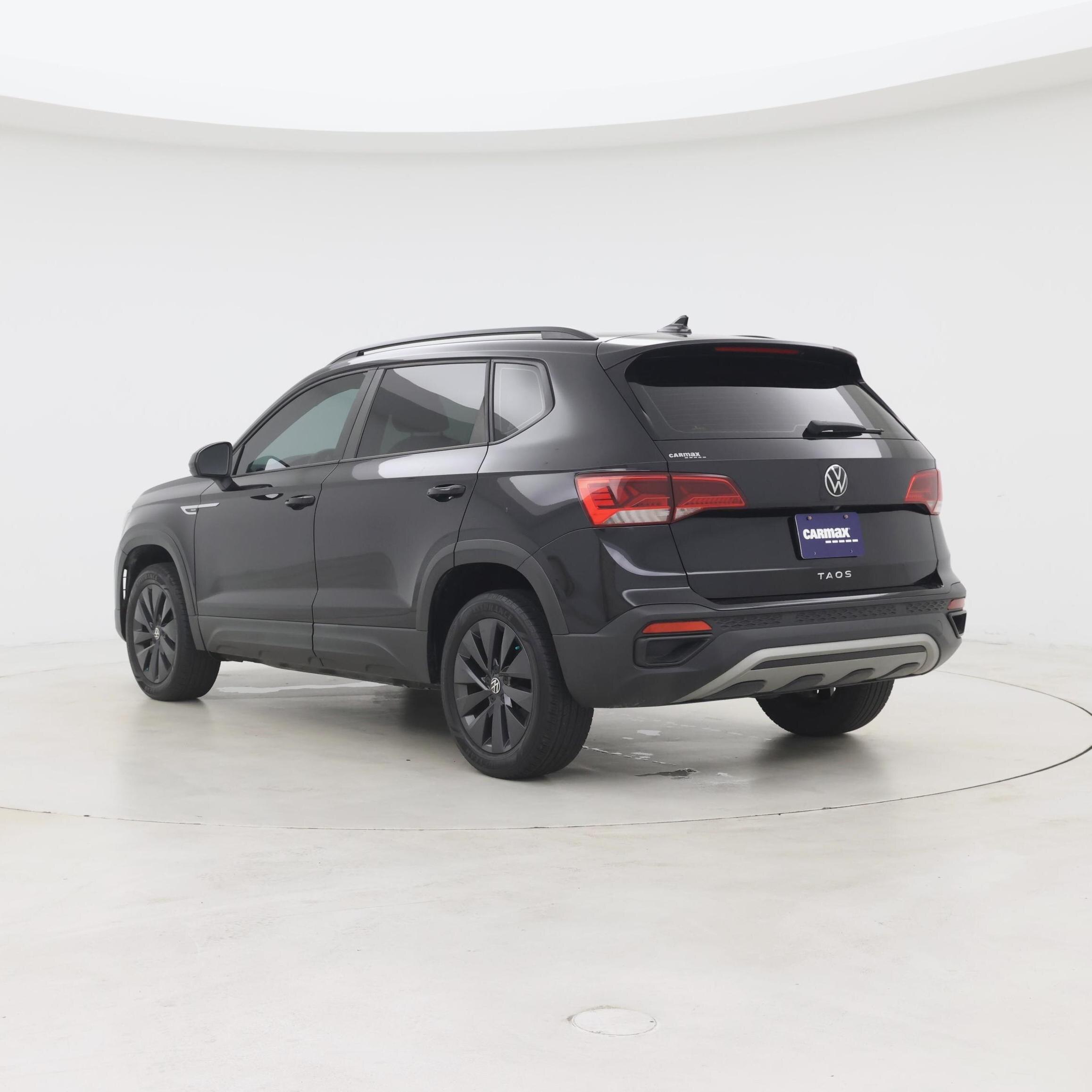 Thumbnail: 2022 Volkswagen Taos - 2