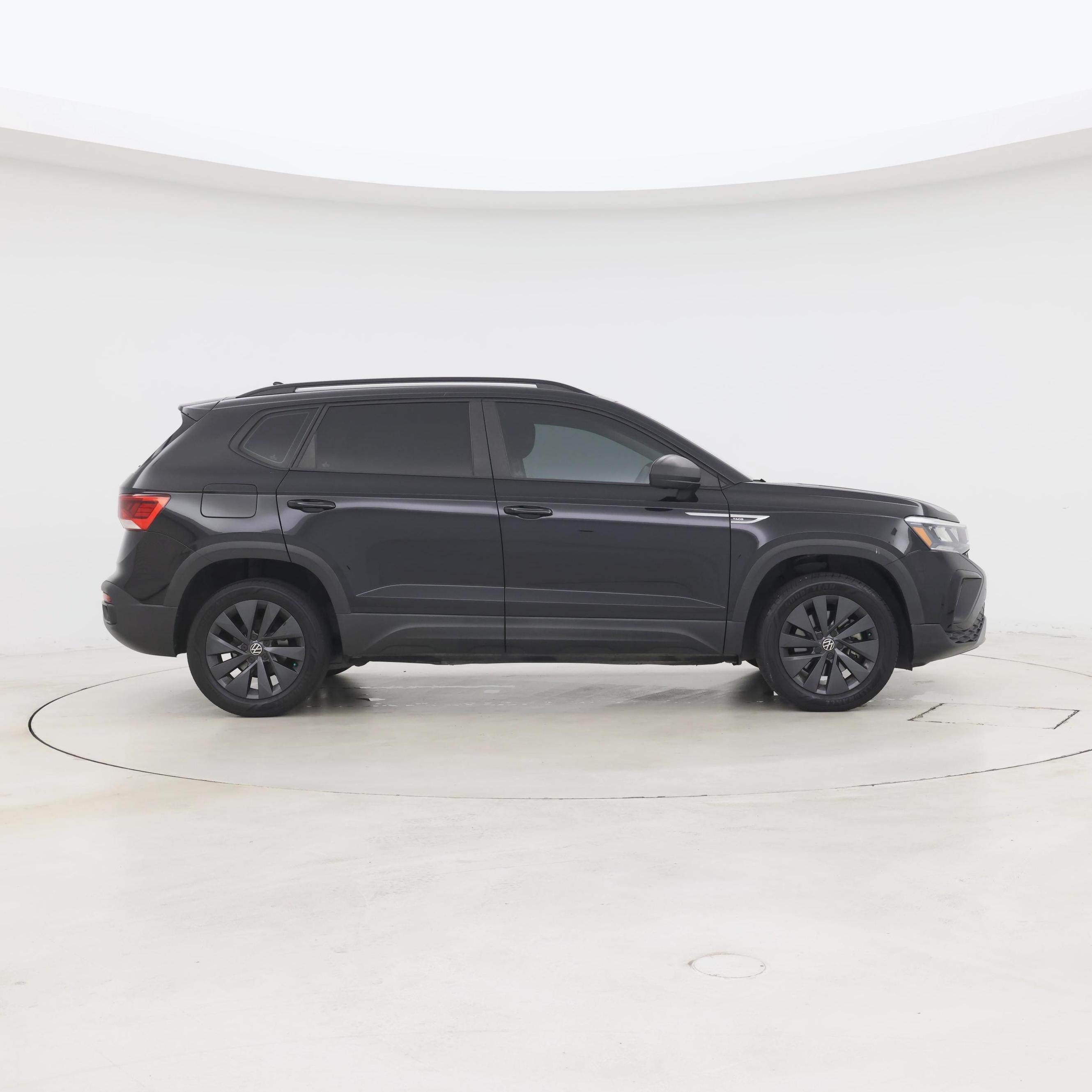 Thumbnail: 2022 Volkswagen Taos - 7