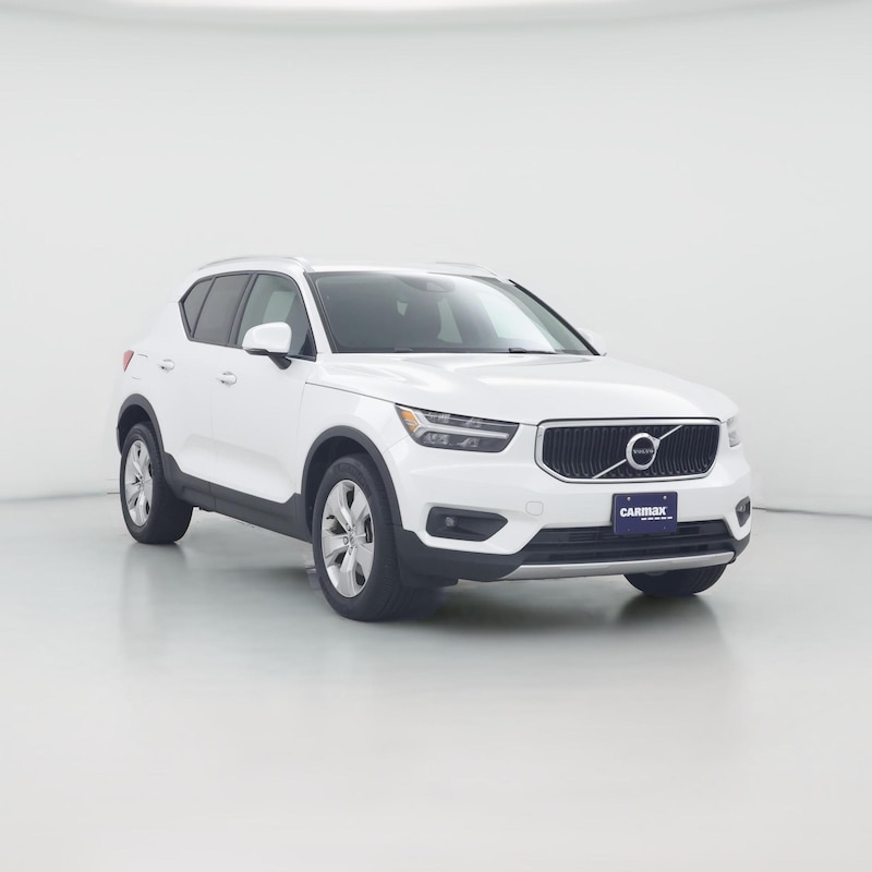 2021 Volvo XC40 T5 Momentum