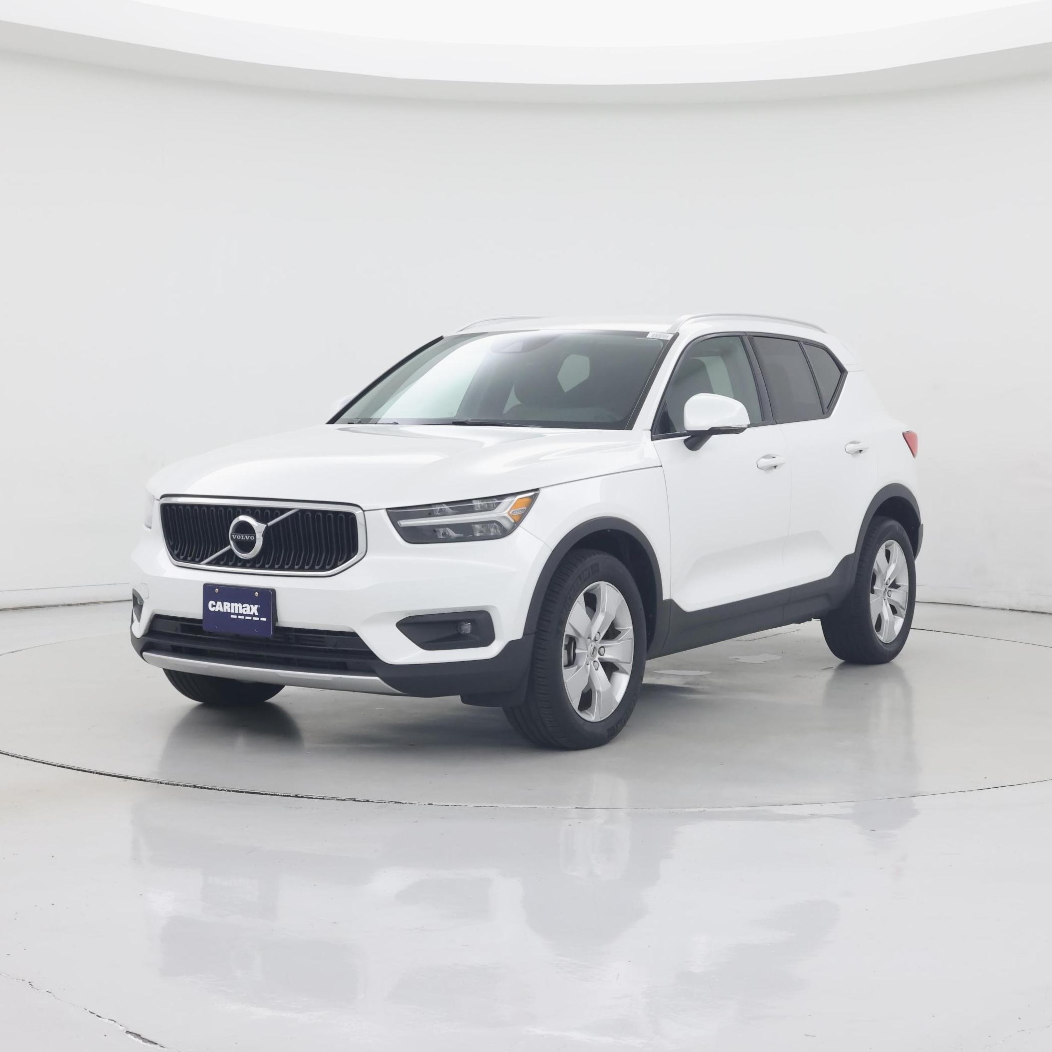 Thumbnail: 2021 Volvo XC40 - 4