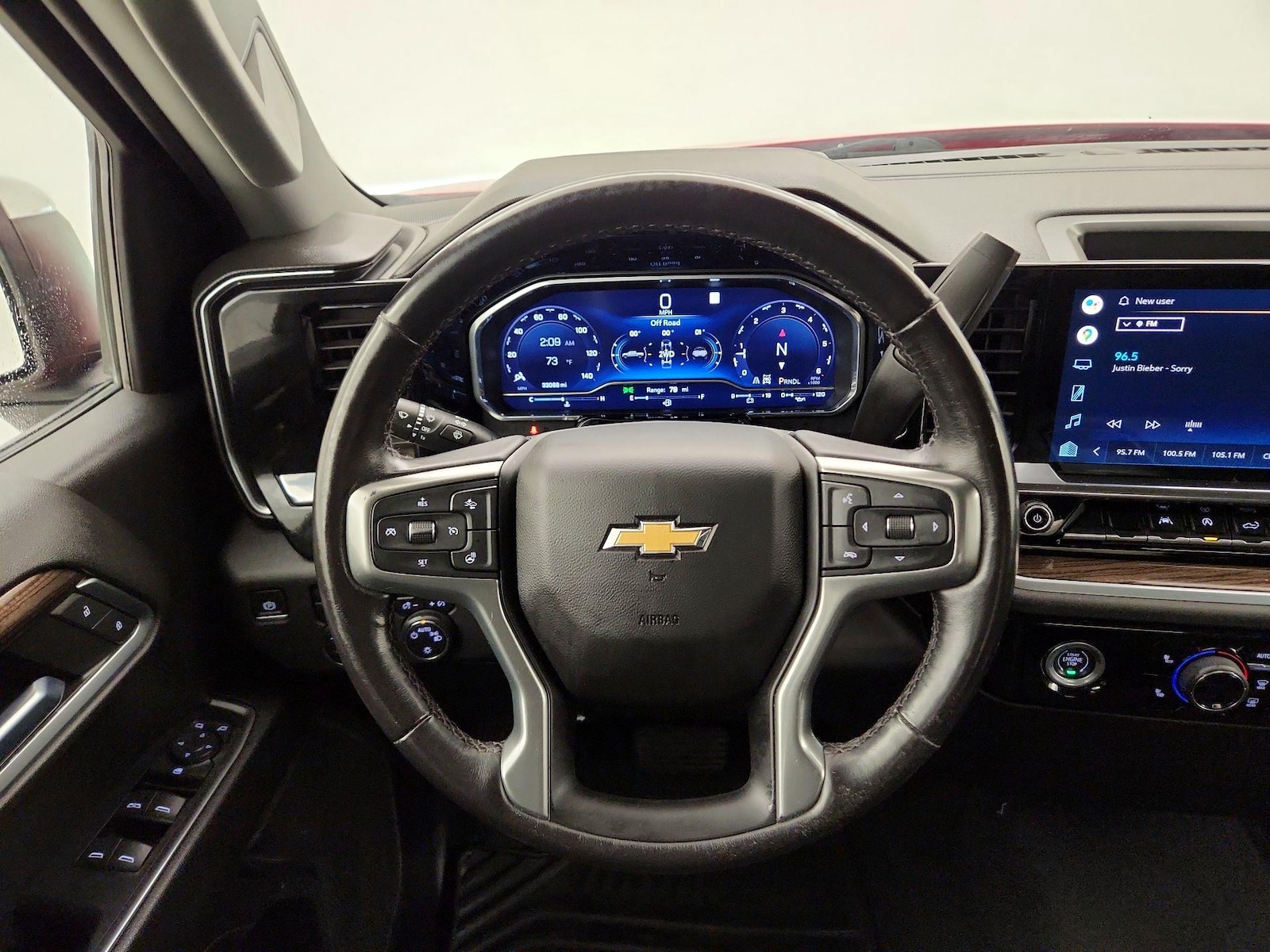 2022 Chevrolet Silverado 1500 LT - Photo 11
