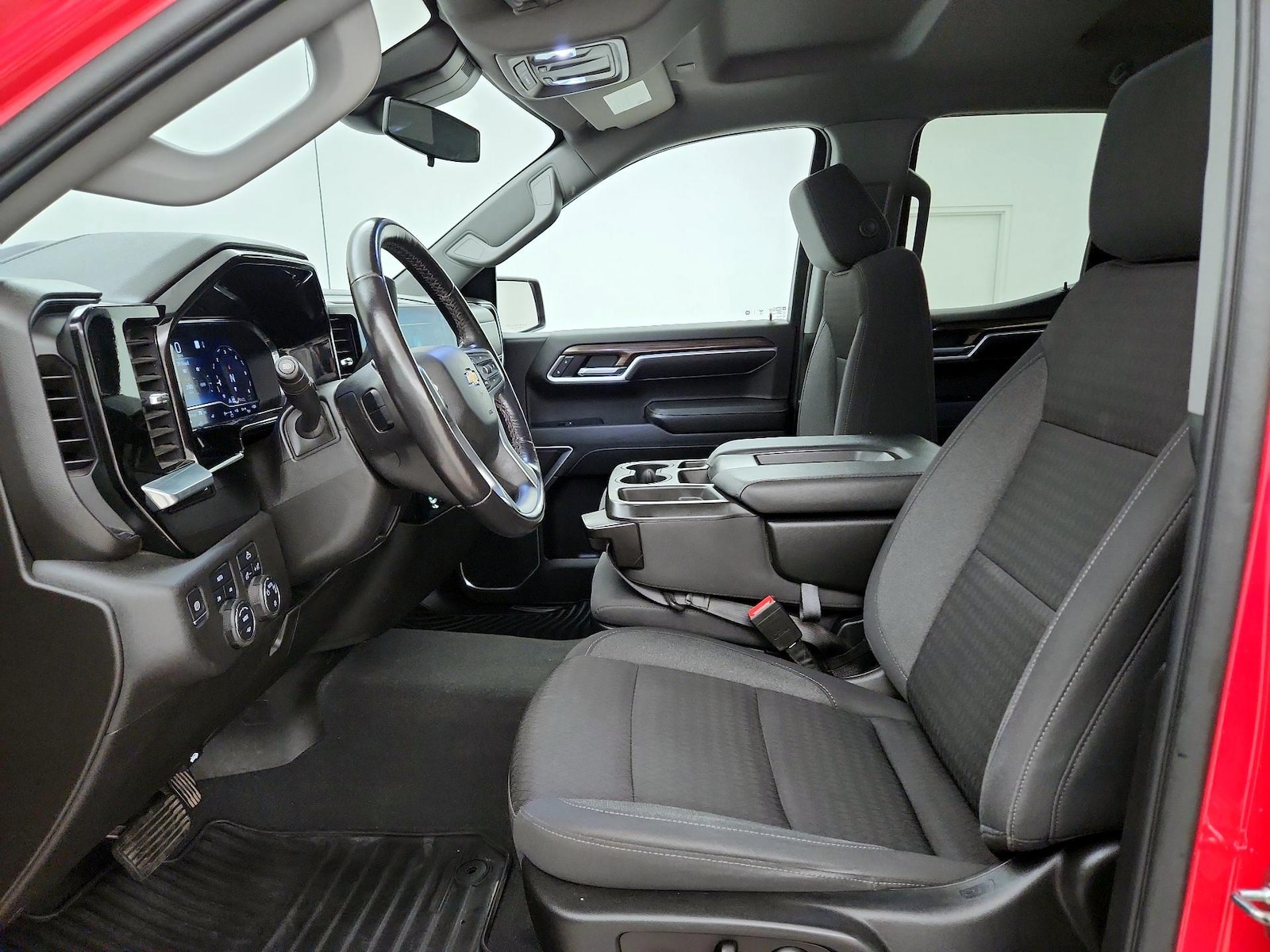 2022 Chevrolet Silverado 1500 LT - Photo 12
