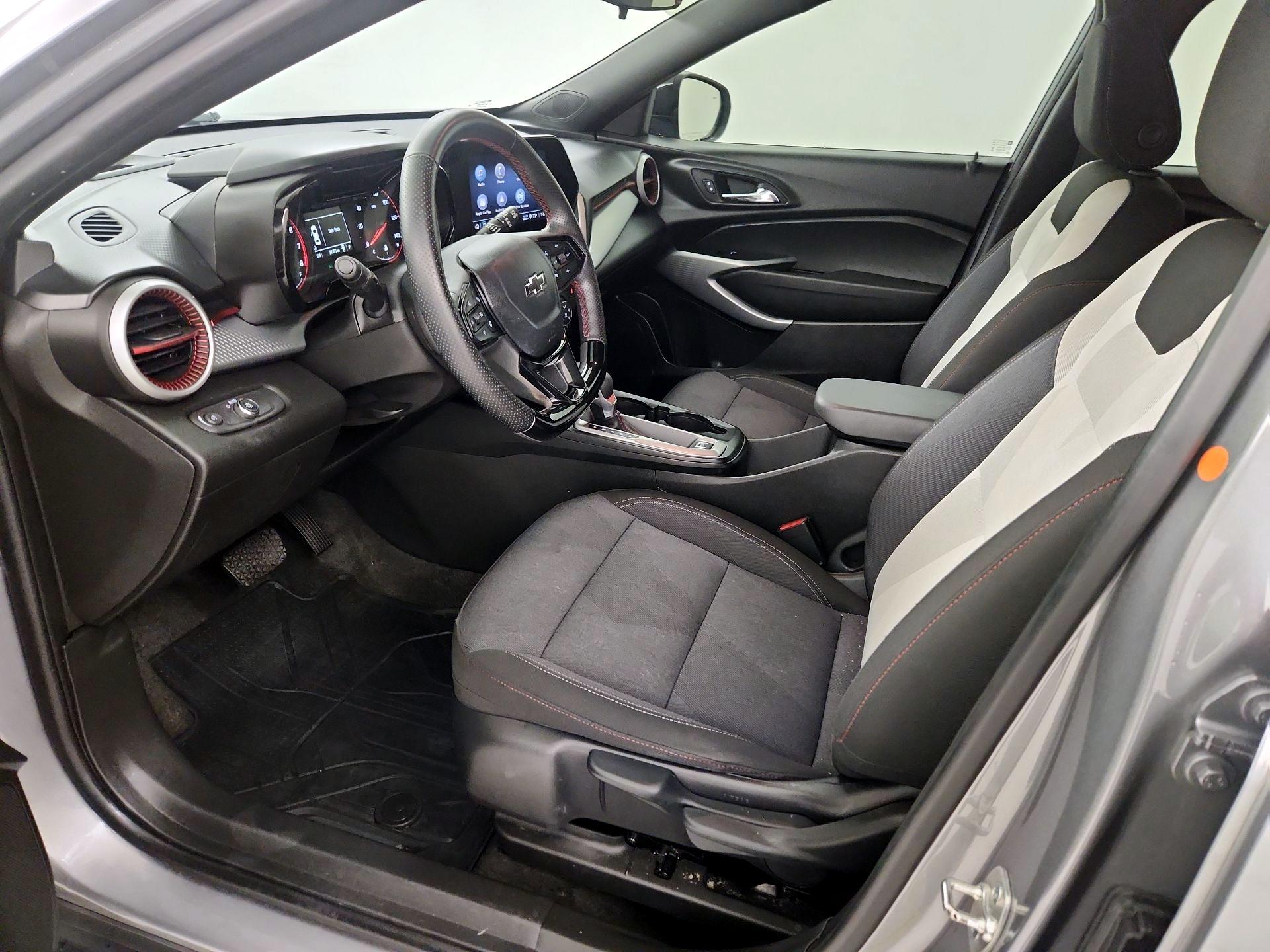 Thumbnail: 2025 Chevrolet Trax - 11