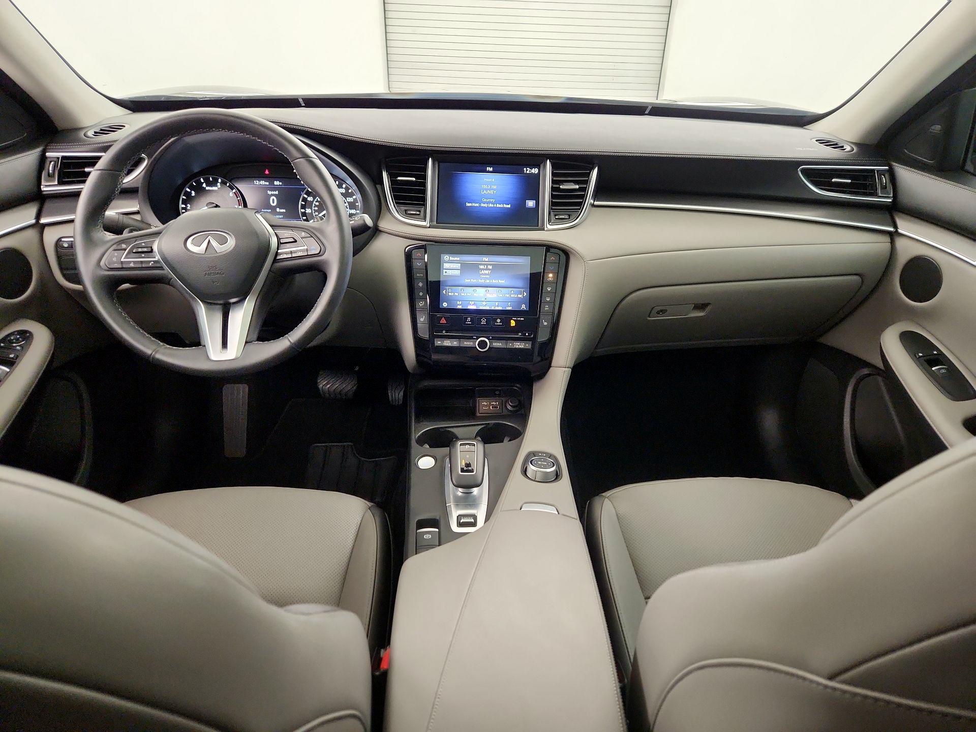 Thumbnail: 2023 INFINITI QX50 - 9