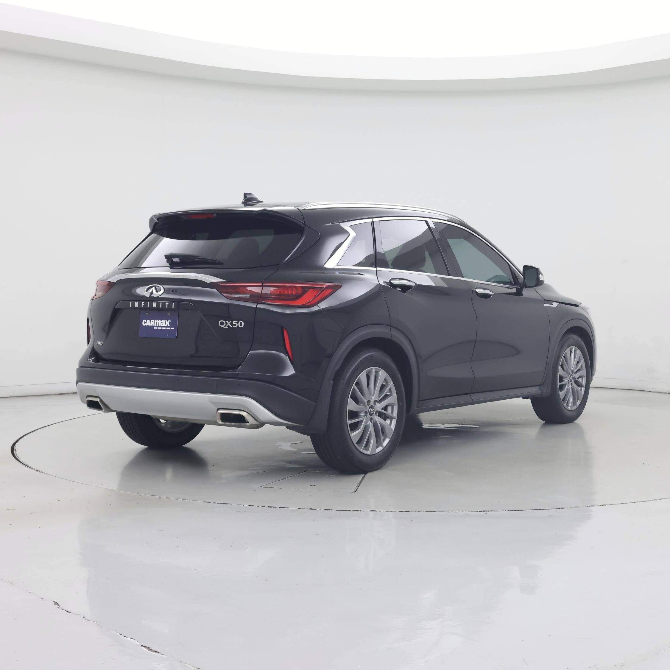 Thumbnail: 2023 INFINITI QX50 - 8