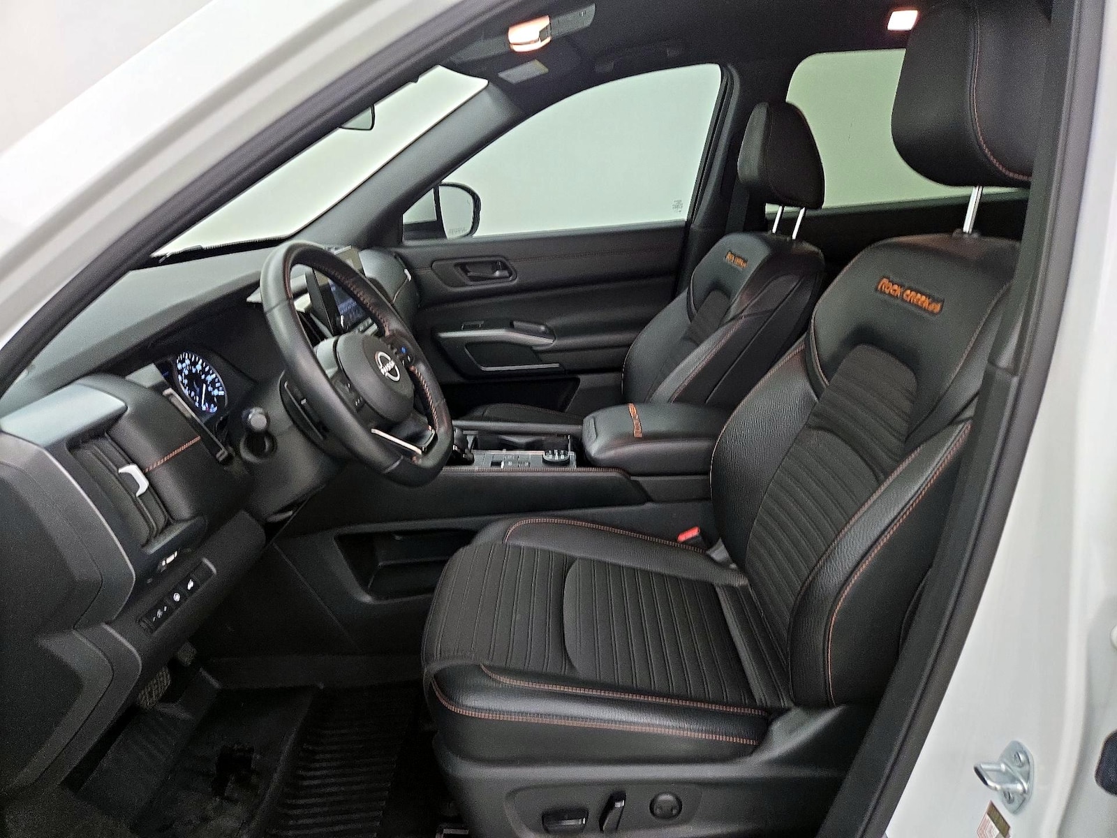 2025 Nissan Pathfinder Rock Creek - Photo 12