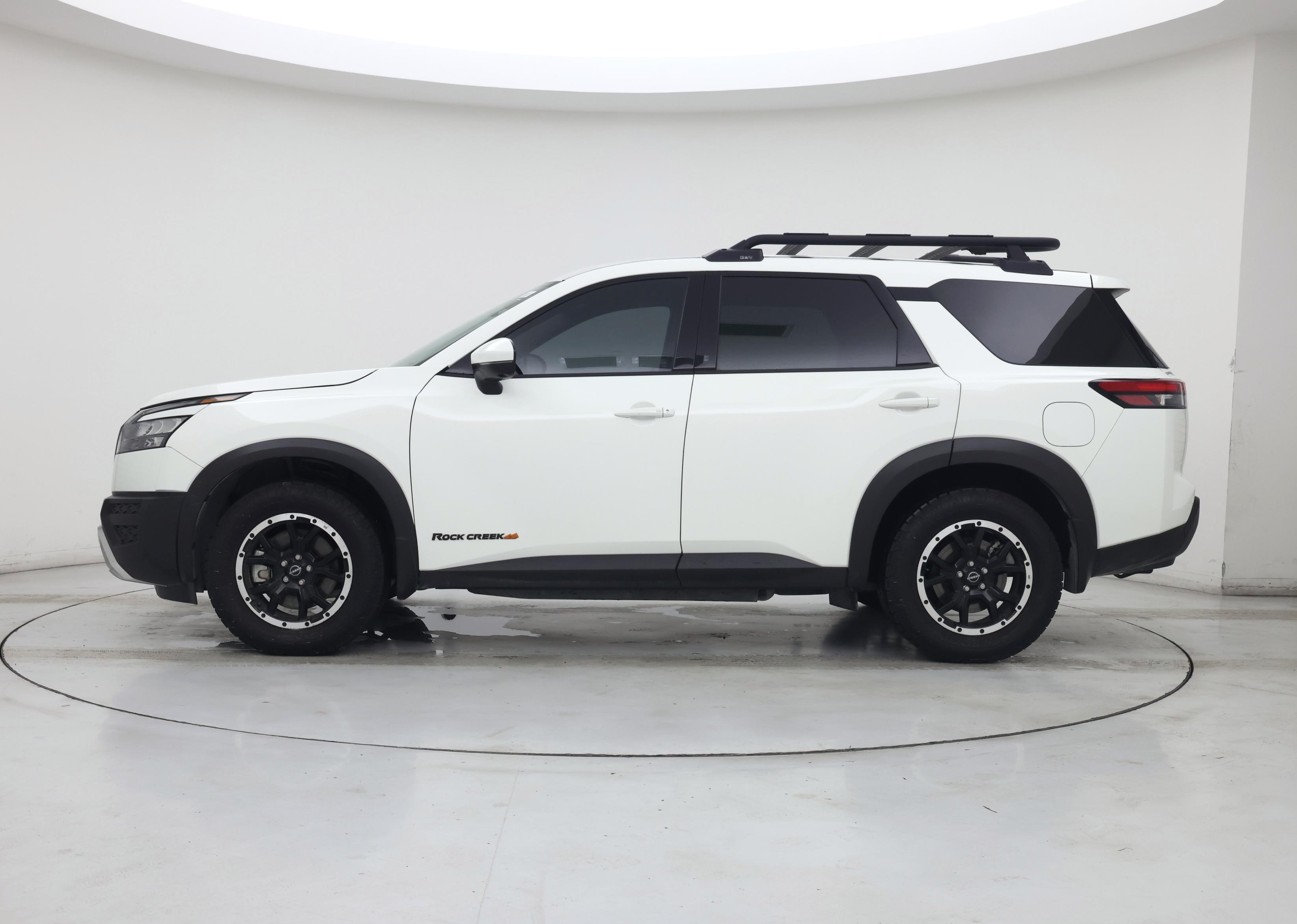 Thumbnail: 2025 Nissan Pathfinder - 3