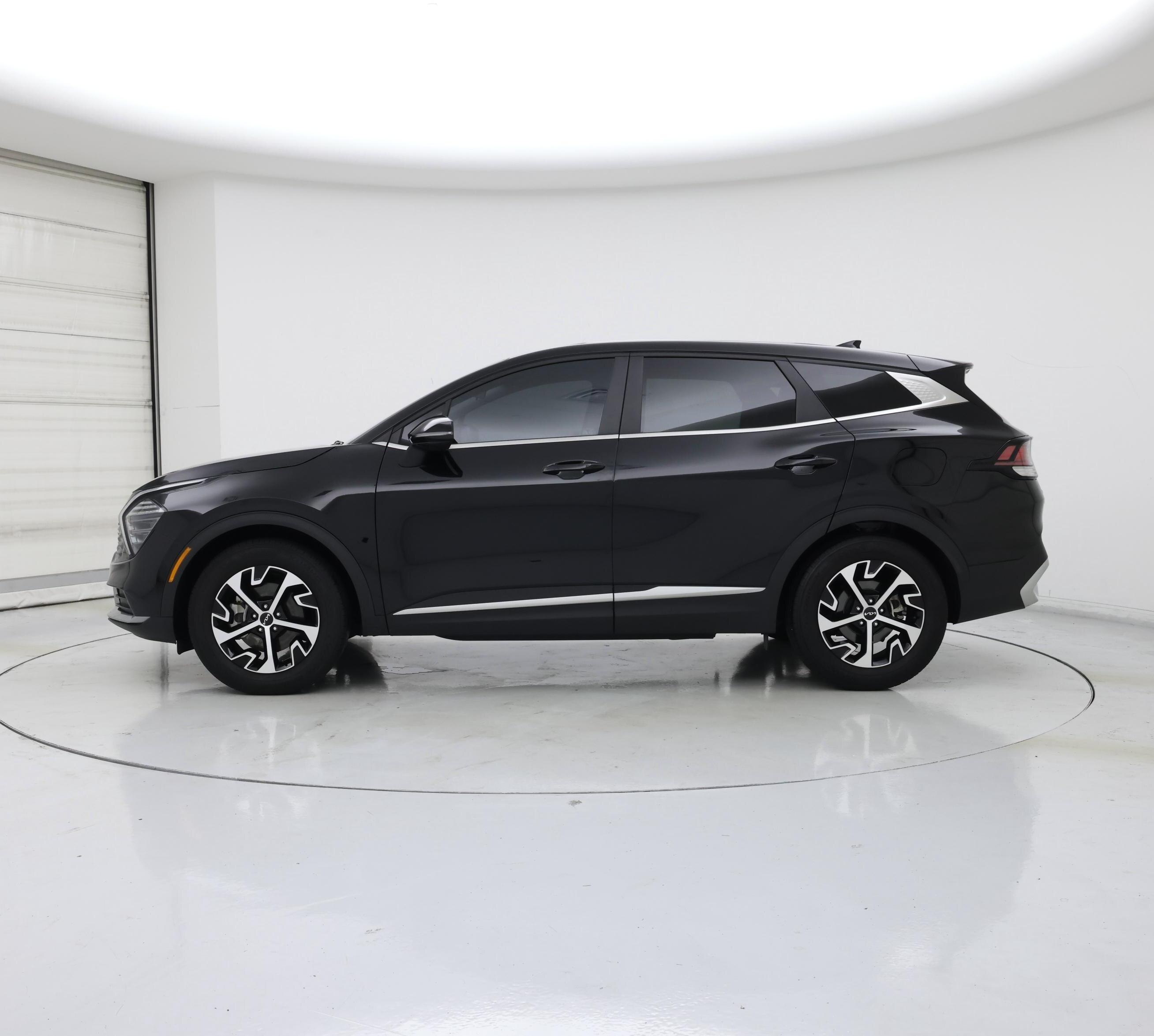 Thumbnail: 2024 Kia Sportage - 3