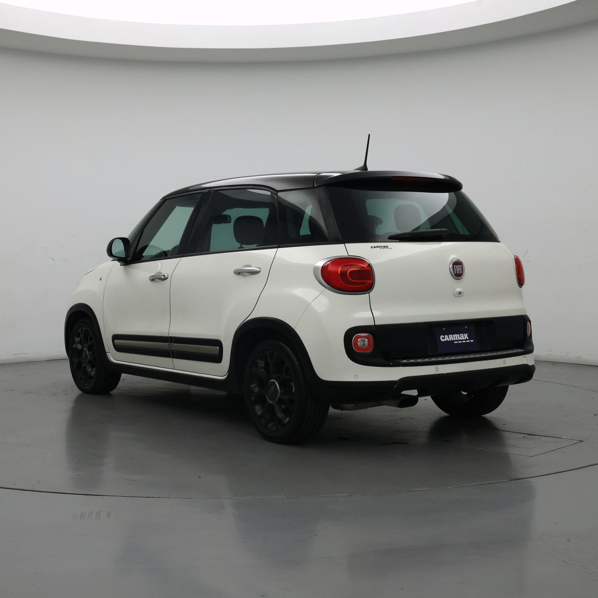 Thumbnail: 2017 Fiat 500L - 2