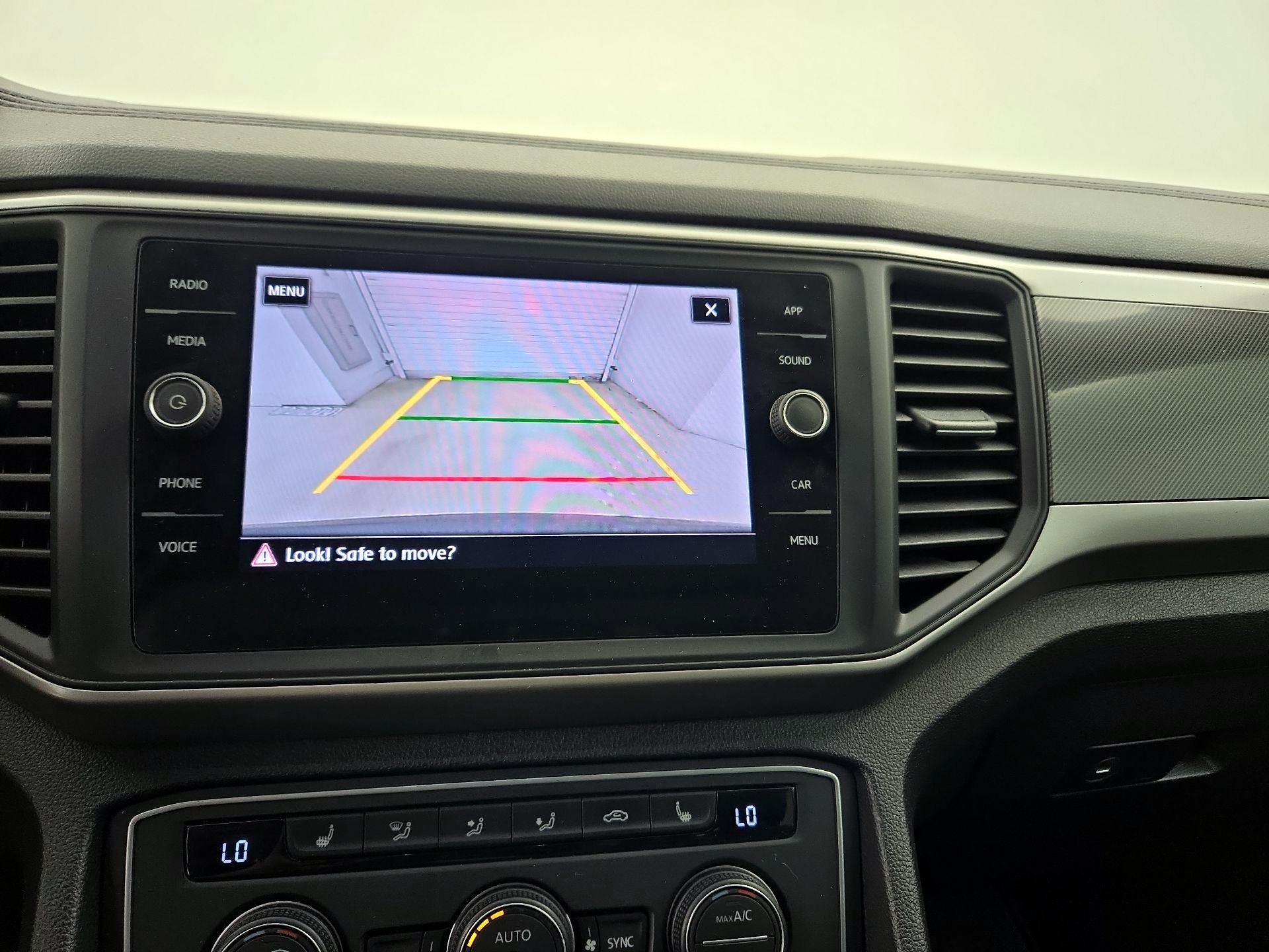 Thumbnail: 2021 Volkswagen Atlas - 14