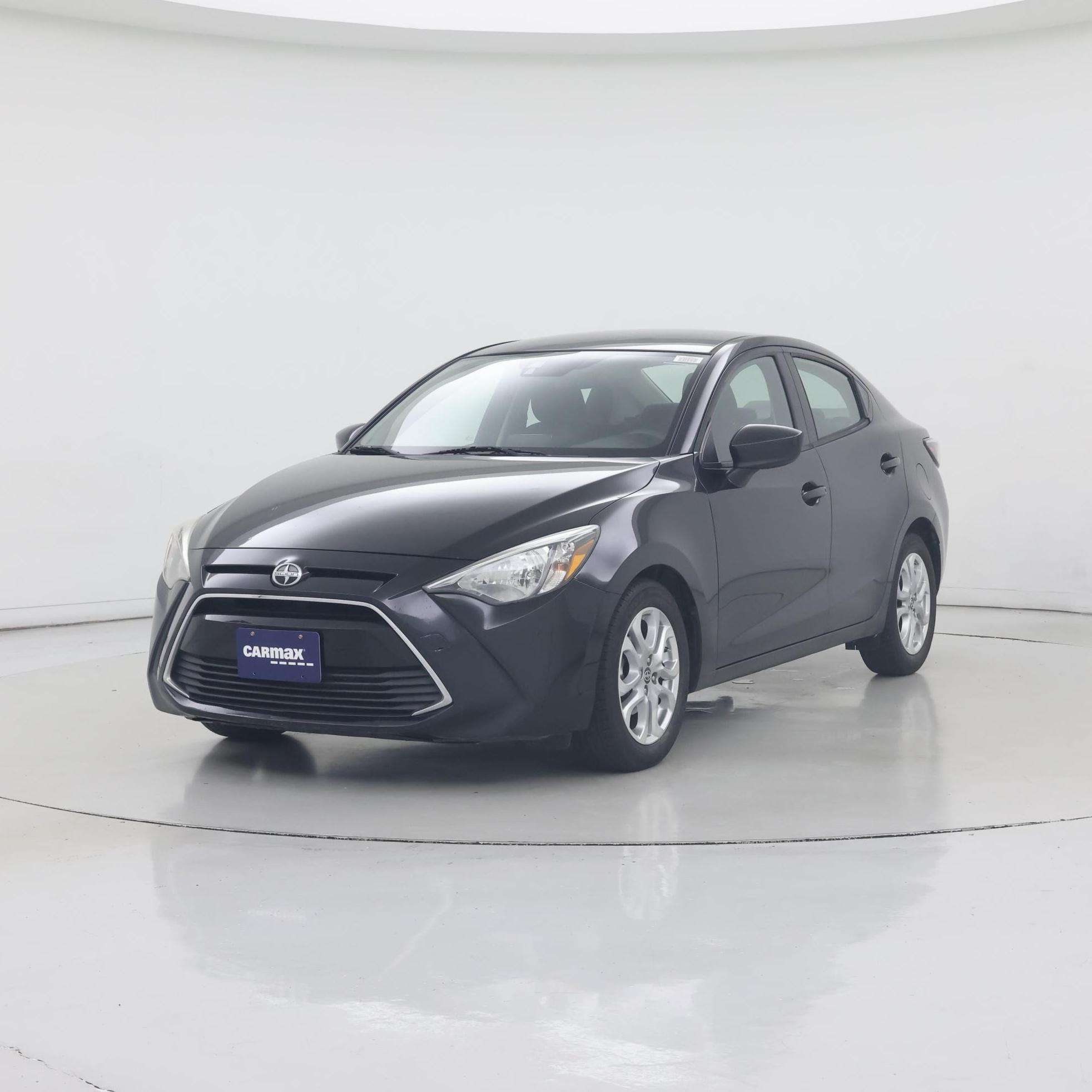 Thumbnail: 2016 Scion iA - 4