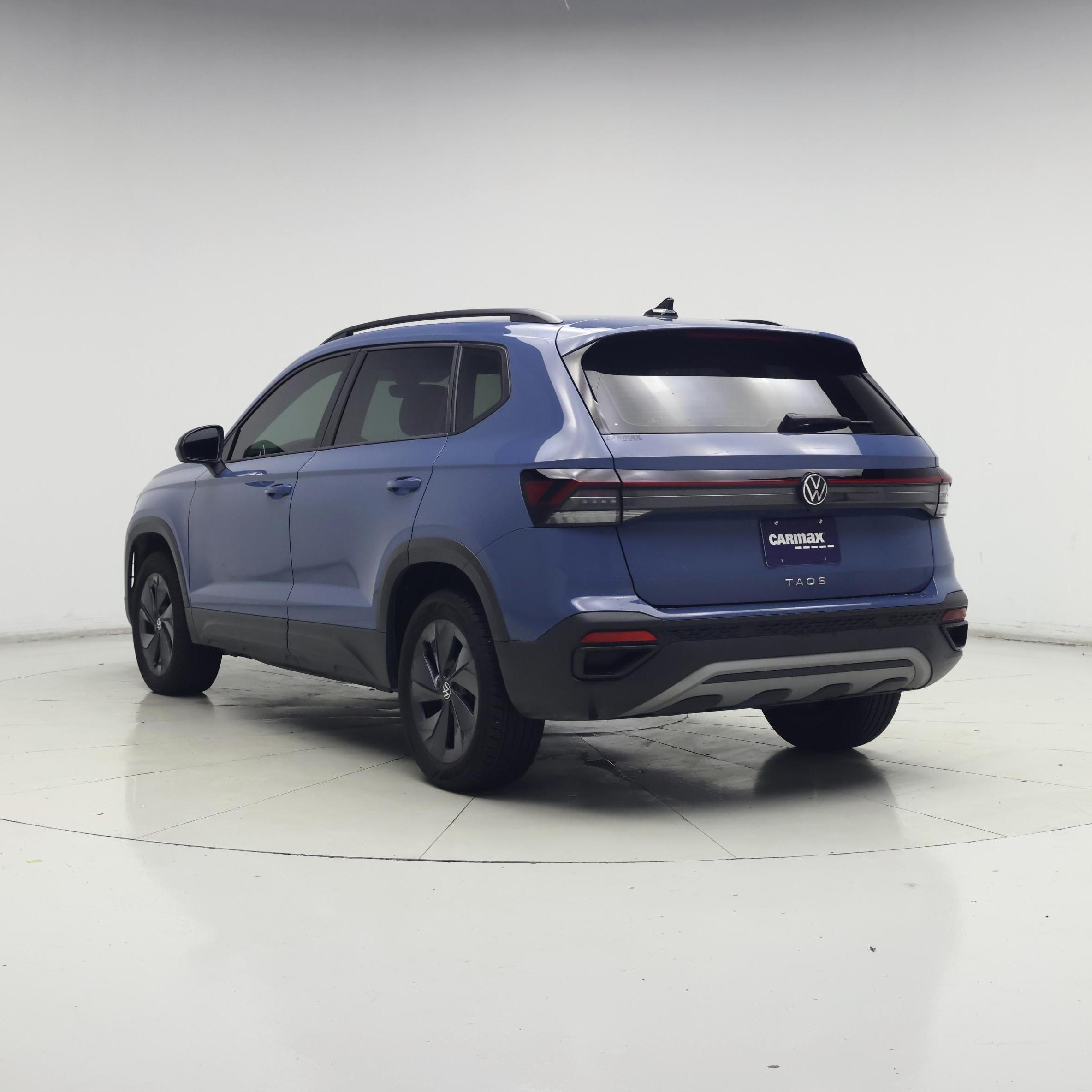 Thumbnail: 2025 Volkswagen Taos - 2