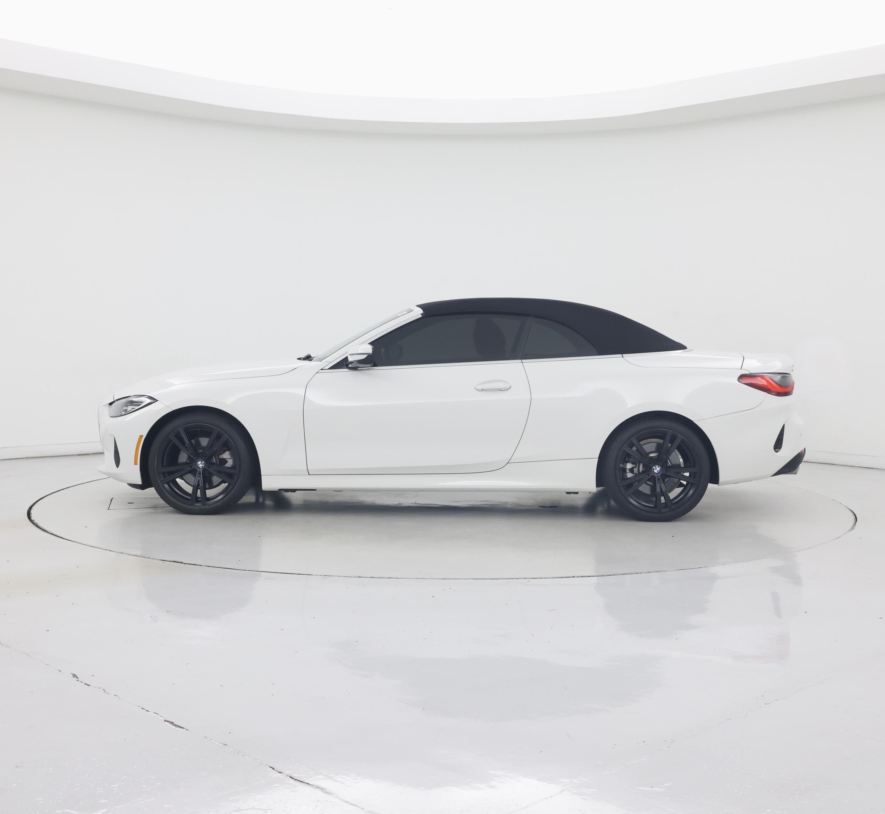 Thumbnail: 2022 BMW 4 Series - 3