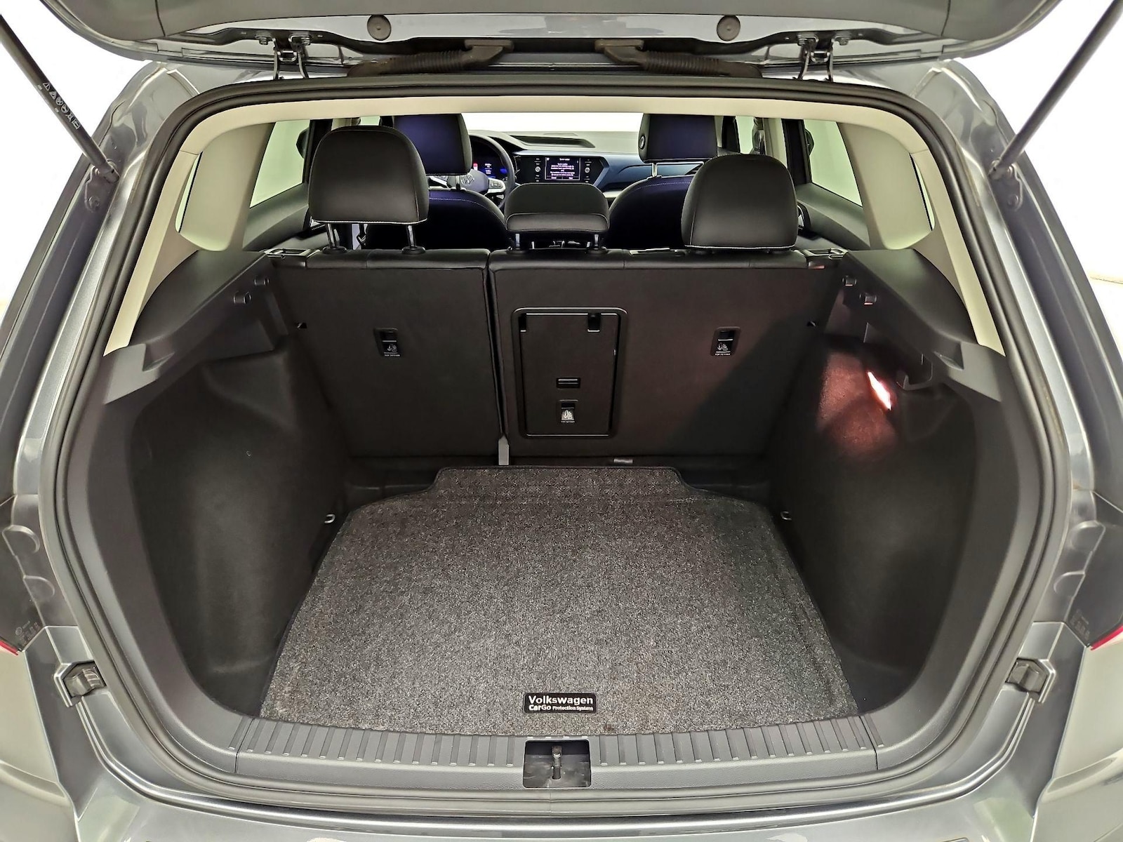 2023 Volkswagen Taos SE - Photo 19