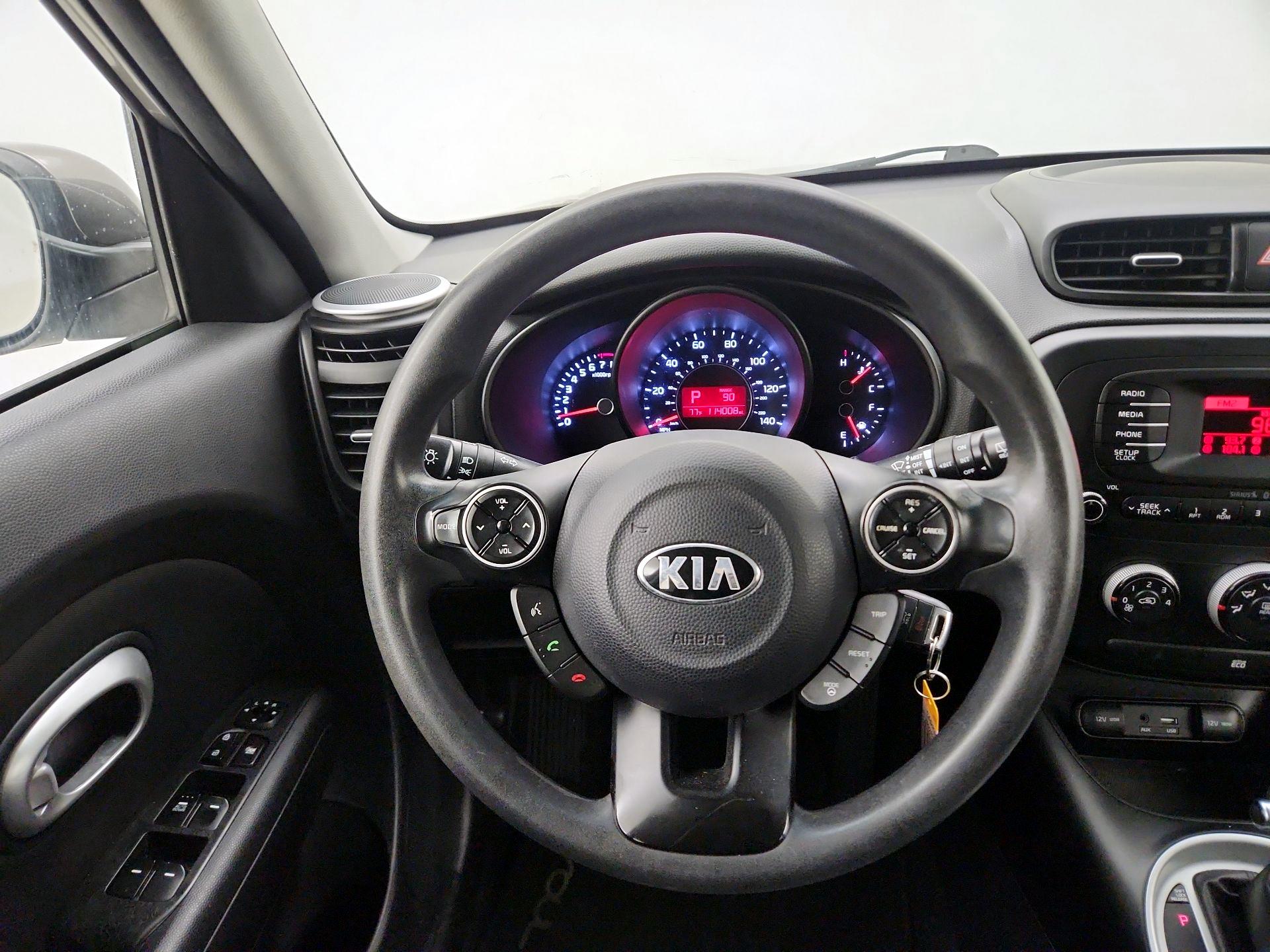 Thumbnail: 2015 Kia Soul - 10
