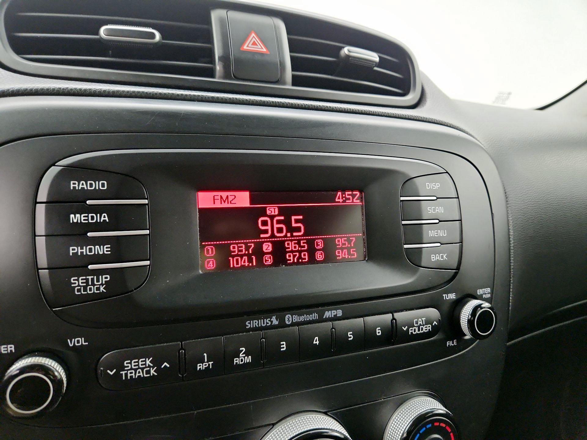 Thumbnail: 2015 Kia Soul - 14