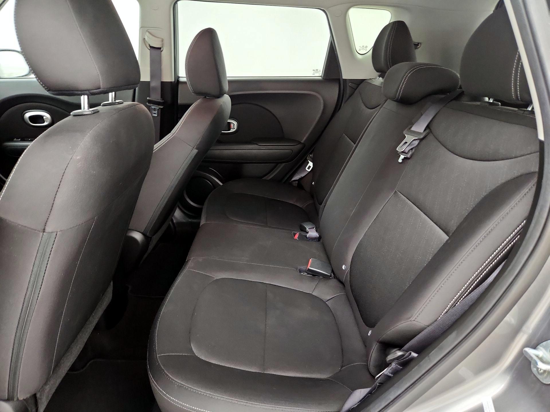 Thumbnail: 2015 Kia Soul - 18