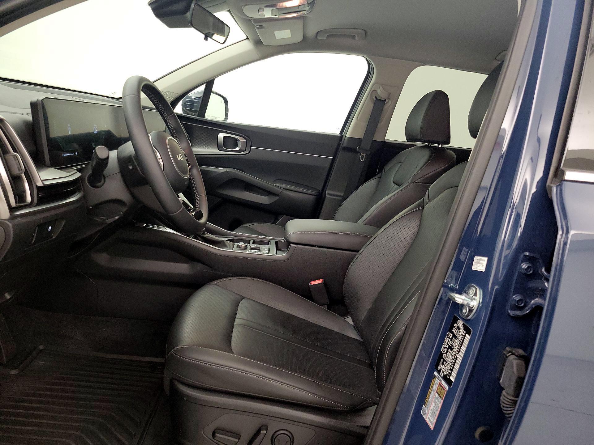 Thumbnail: 2025 Kia Sorento - 11