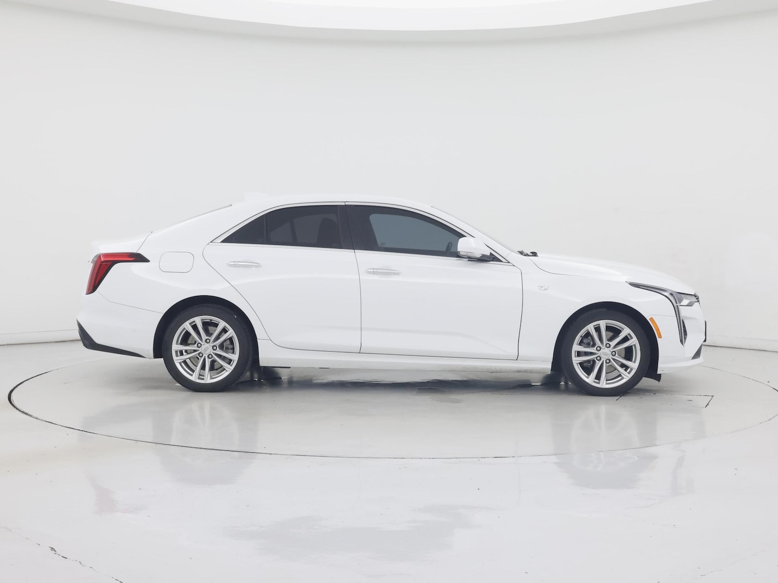 2025 Cadillac CT4 Luxury - Photo 8