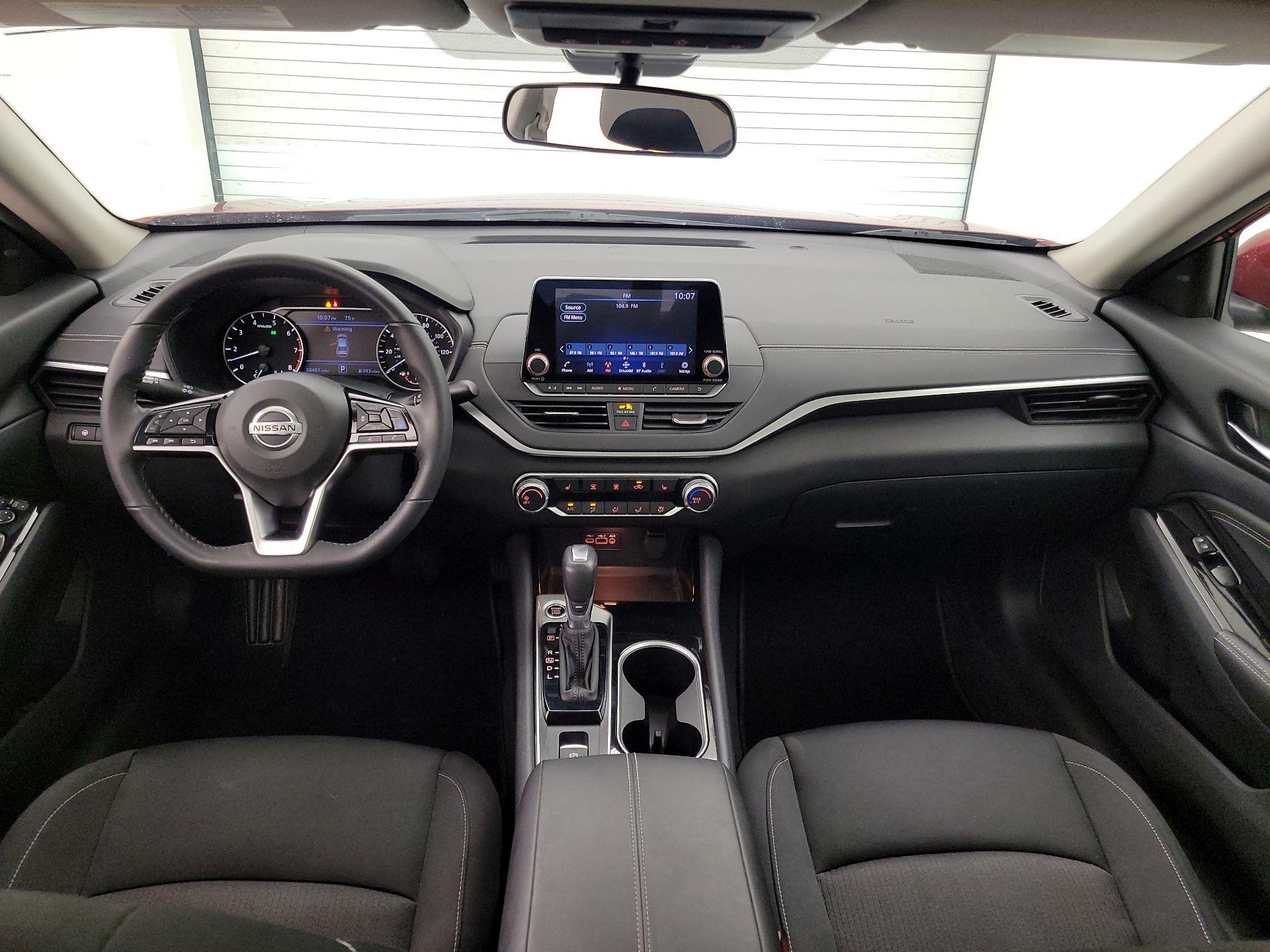 Thumbnail: 2022 Nissan Altima - 9