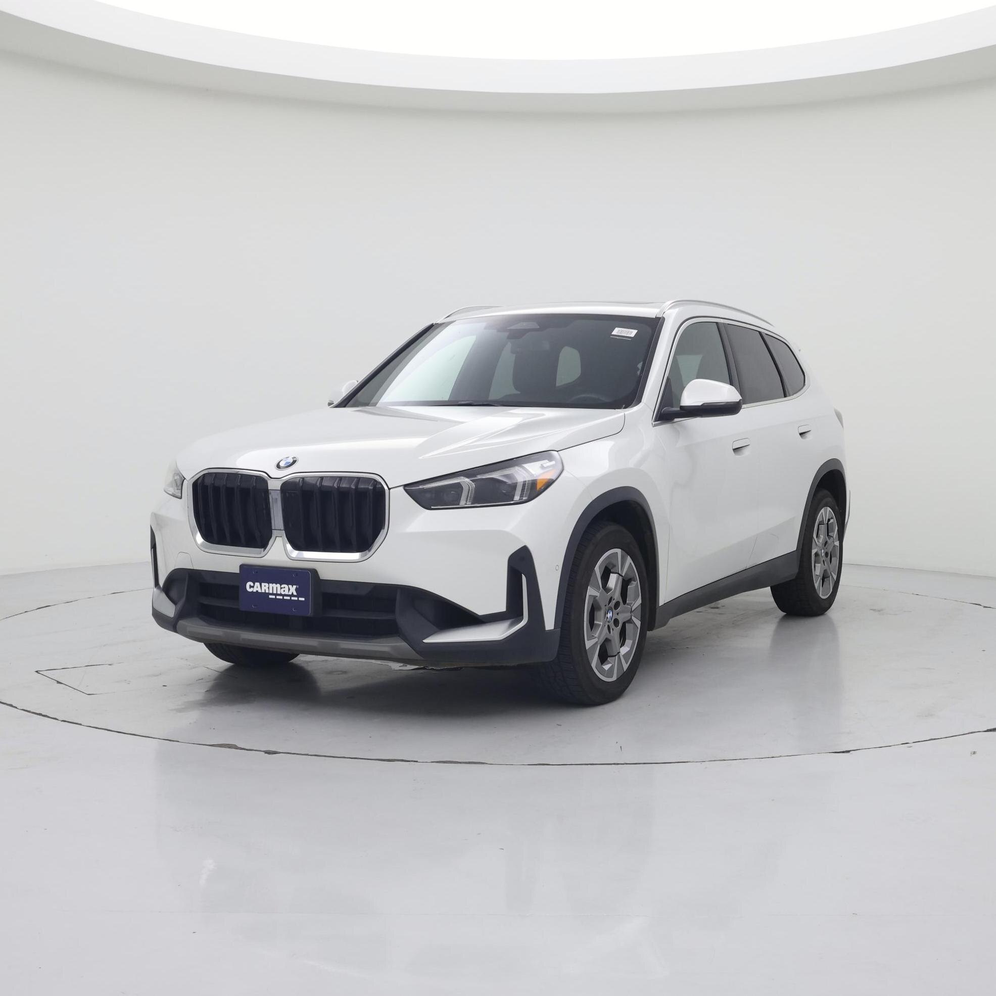 Thumbnail: 2023 BMW X1 - 4