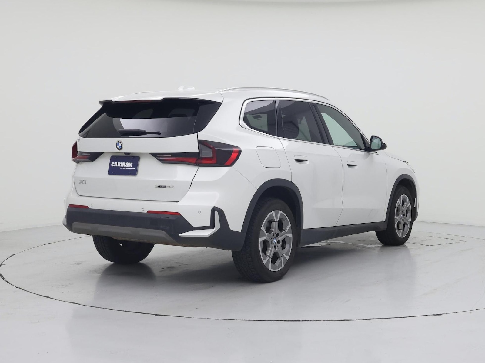 2023 BMW X1 28i - Photo 9