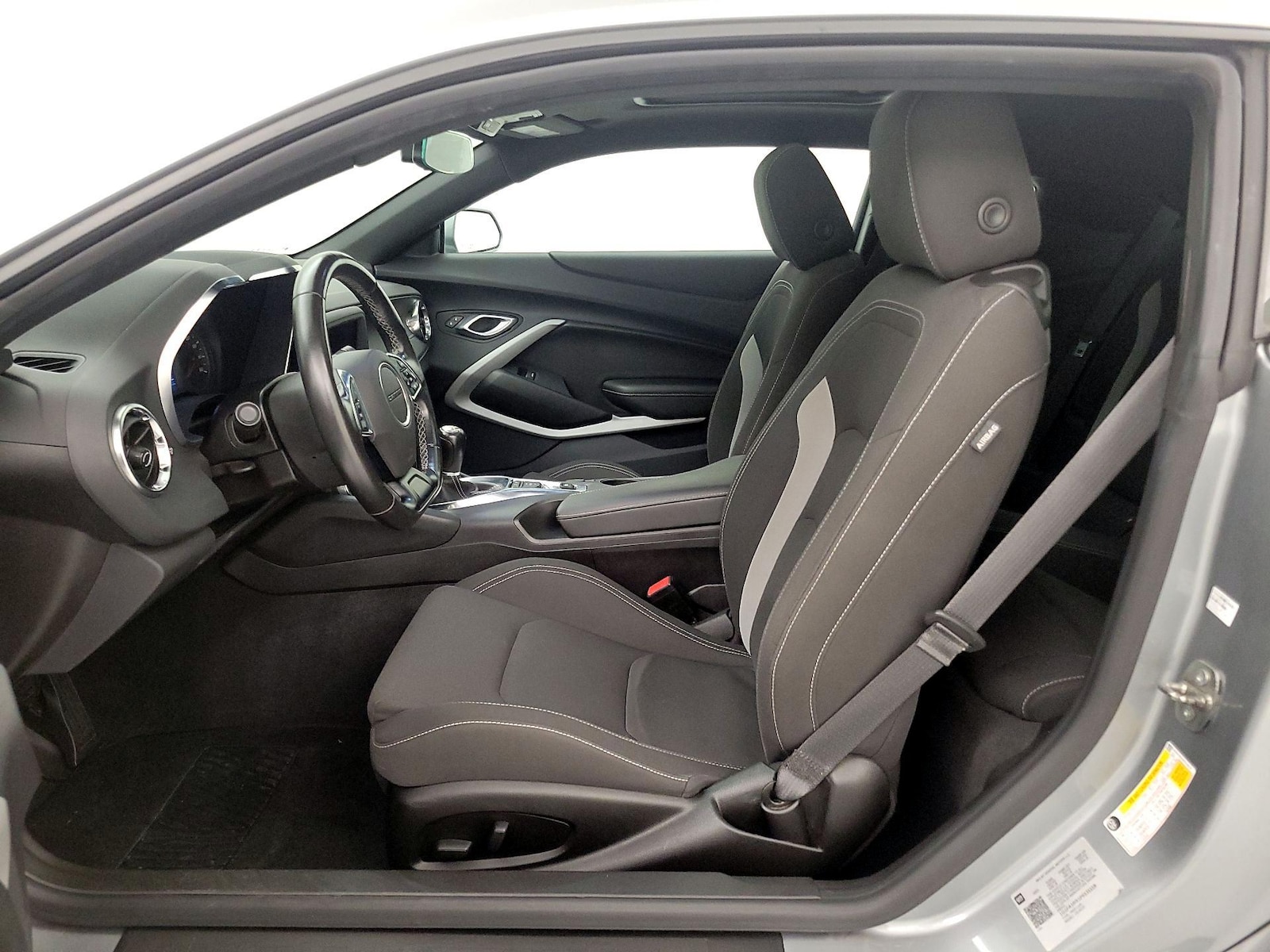 2023 Chevrolet Camaro 1LT - Photo 12