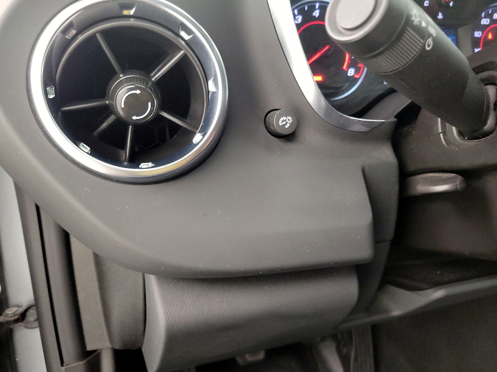 2023 Chevrolet Camaro 1LT - Photo 14