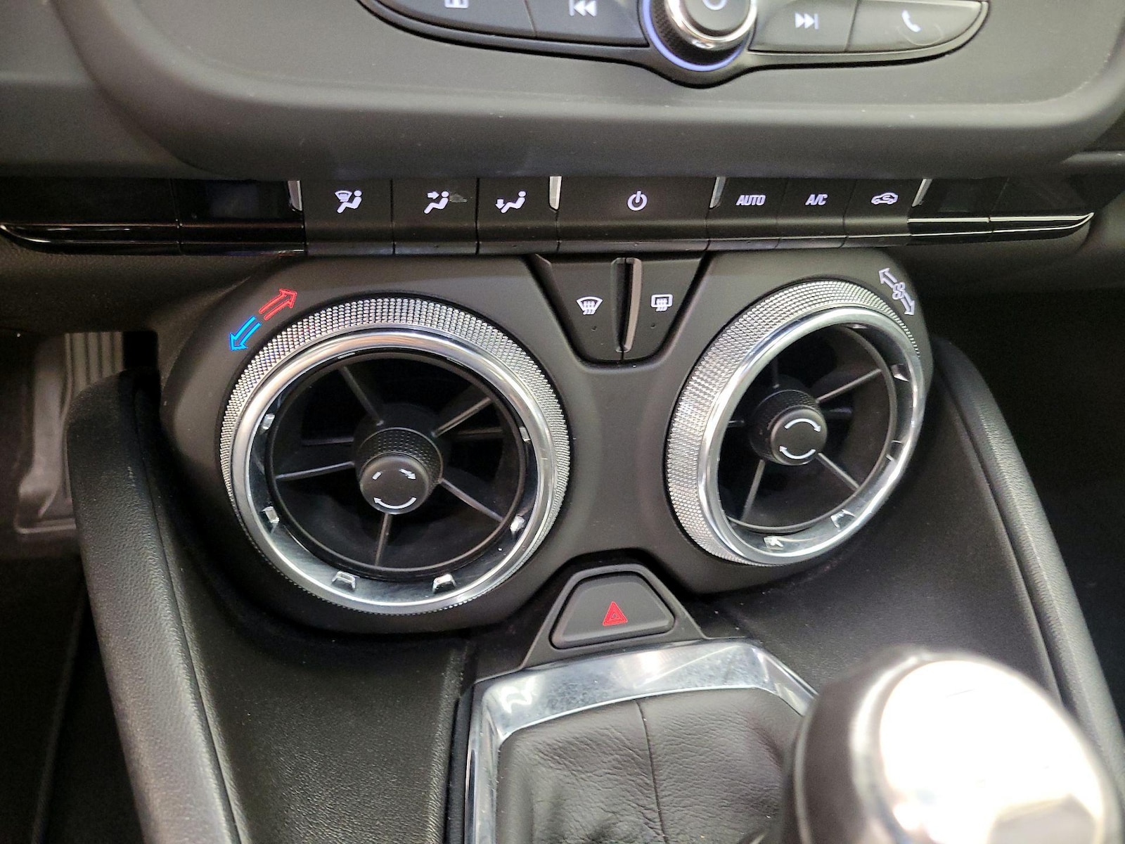 2023 Chevrolet Camaro 1LT - Photo 16