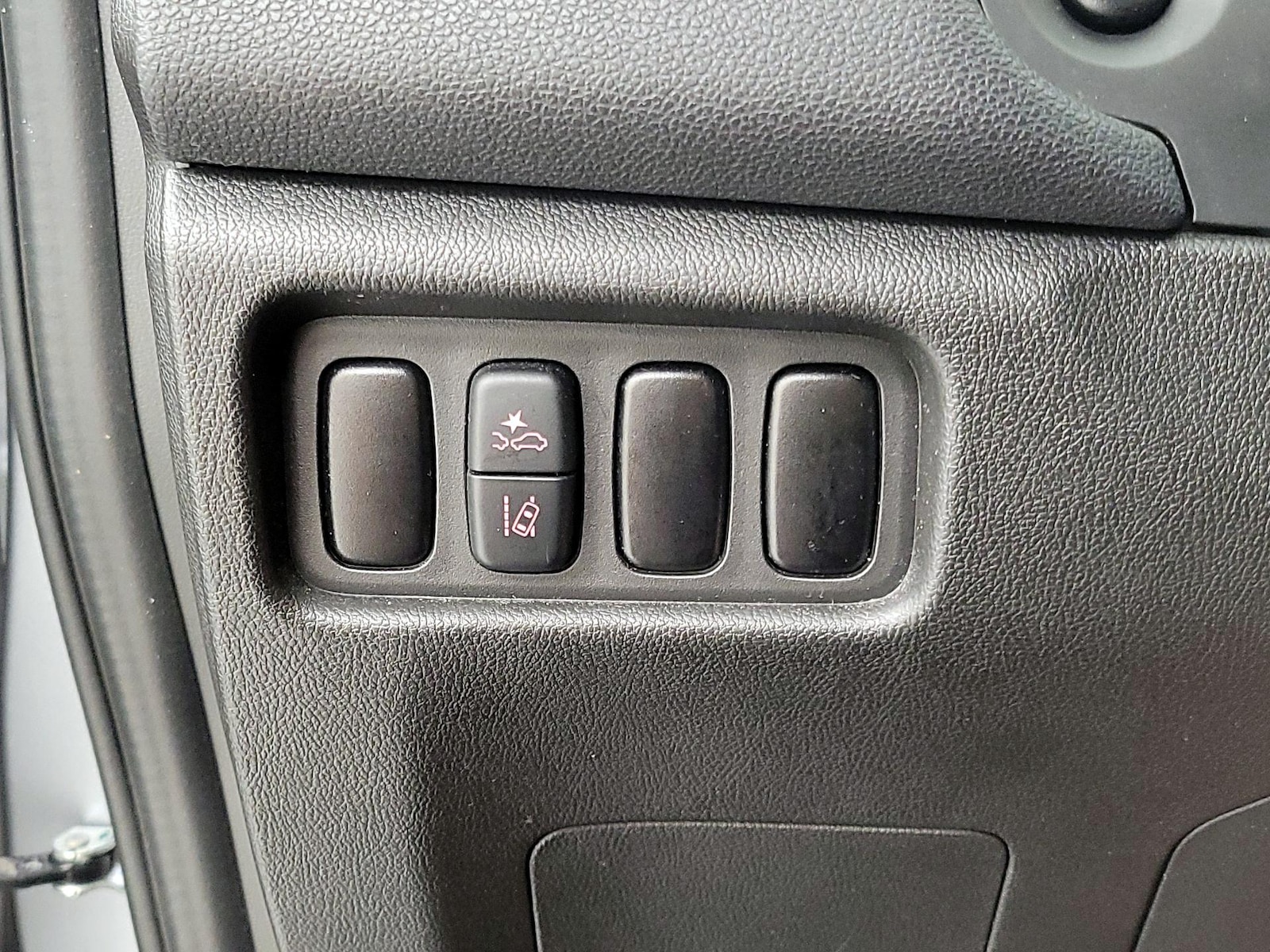 2024 Mitsubishi Outlander Sport ES - Photo 14
