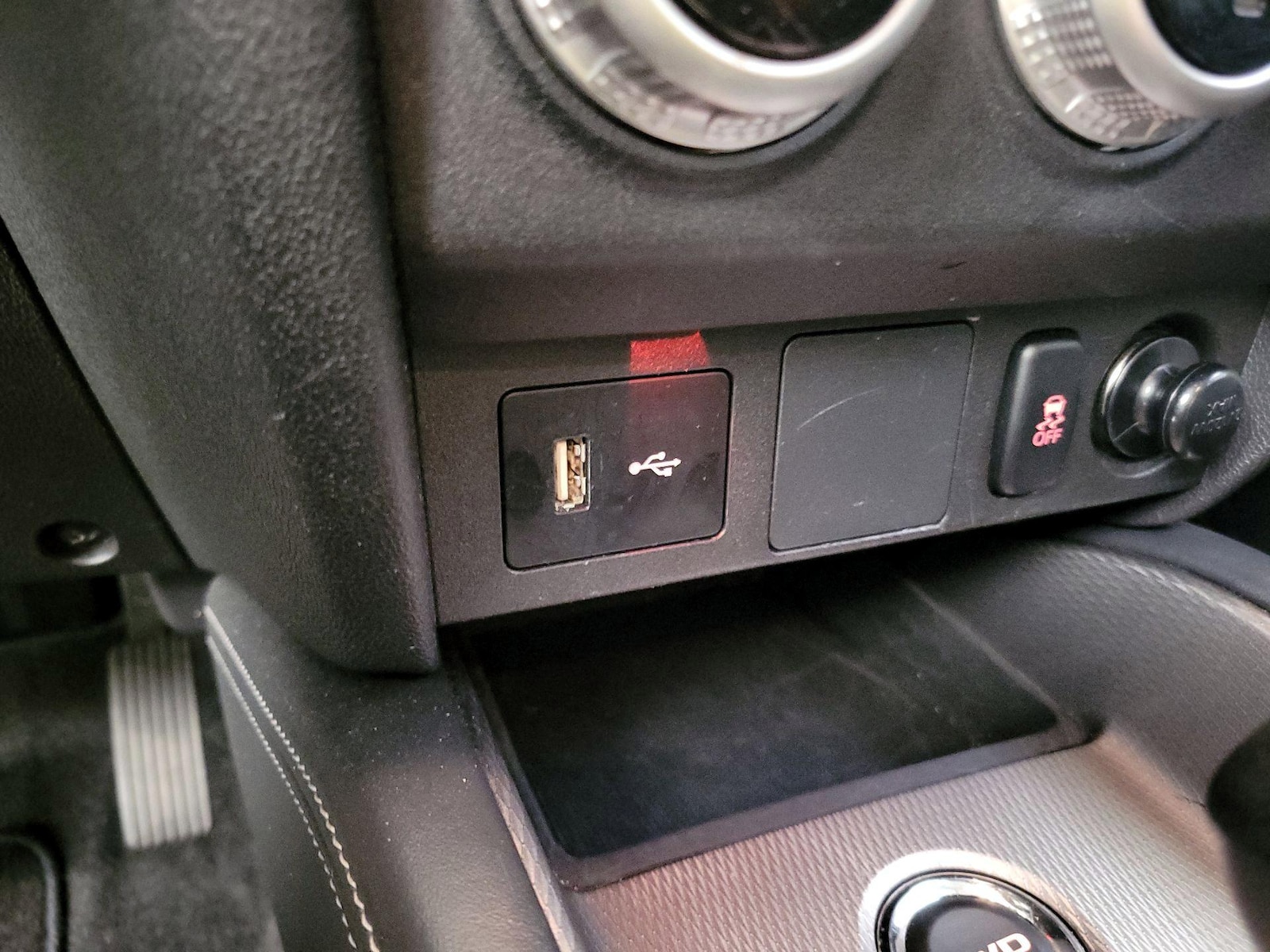 2024 Mitsubishi Outlander Sport ES - Photo 19