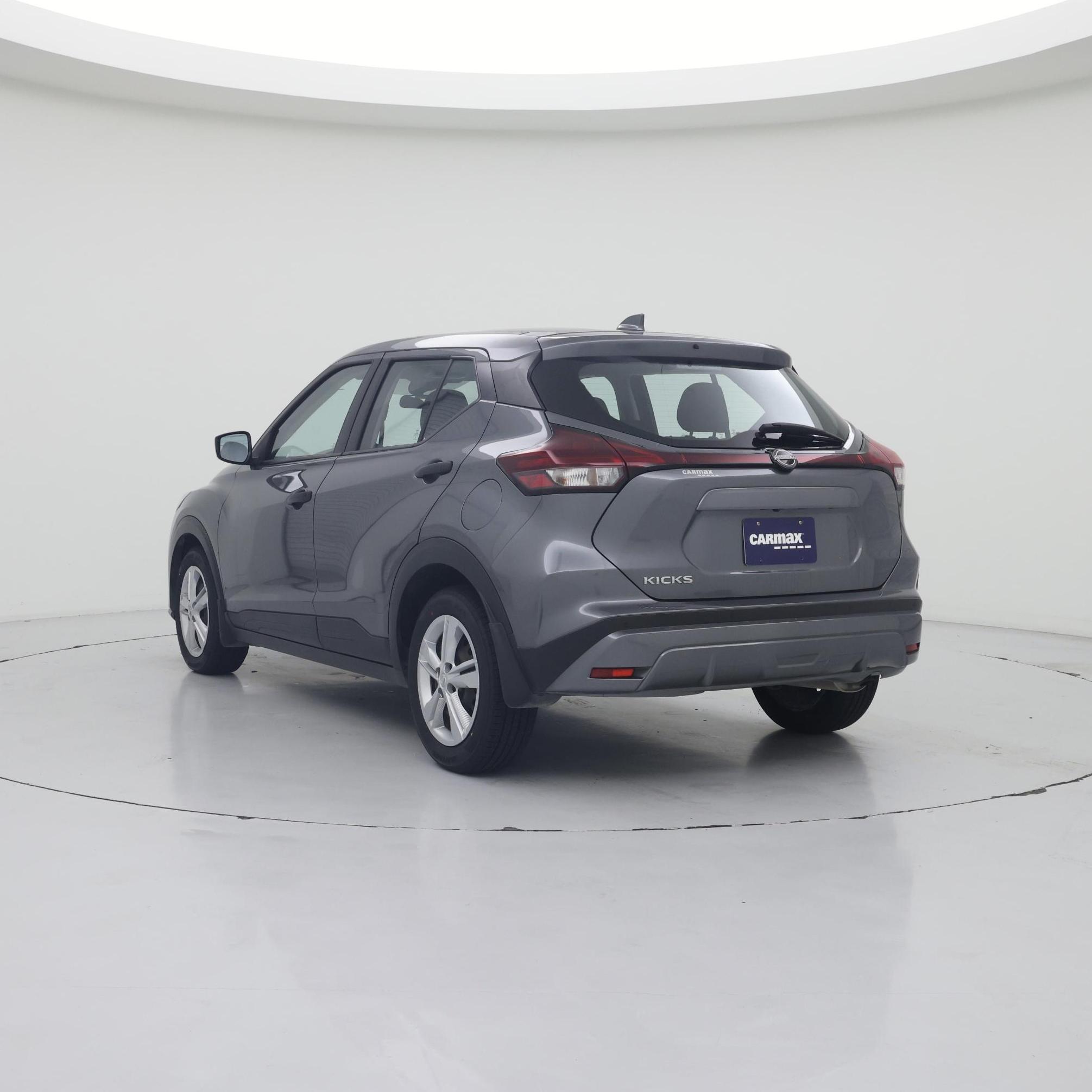 Thumbnail: 2025 Nissan Kicks - 2